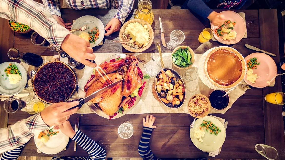 Как бороться с перееданием после праздников