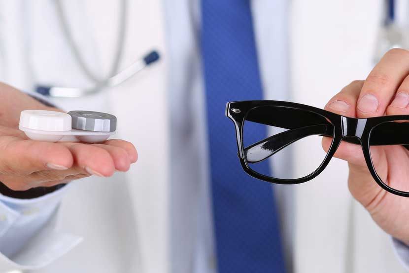 Могут ли очки и линзы испортить зрение