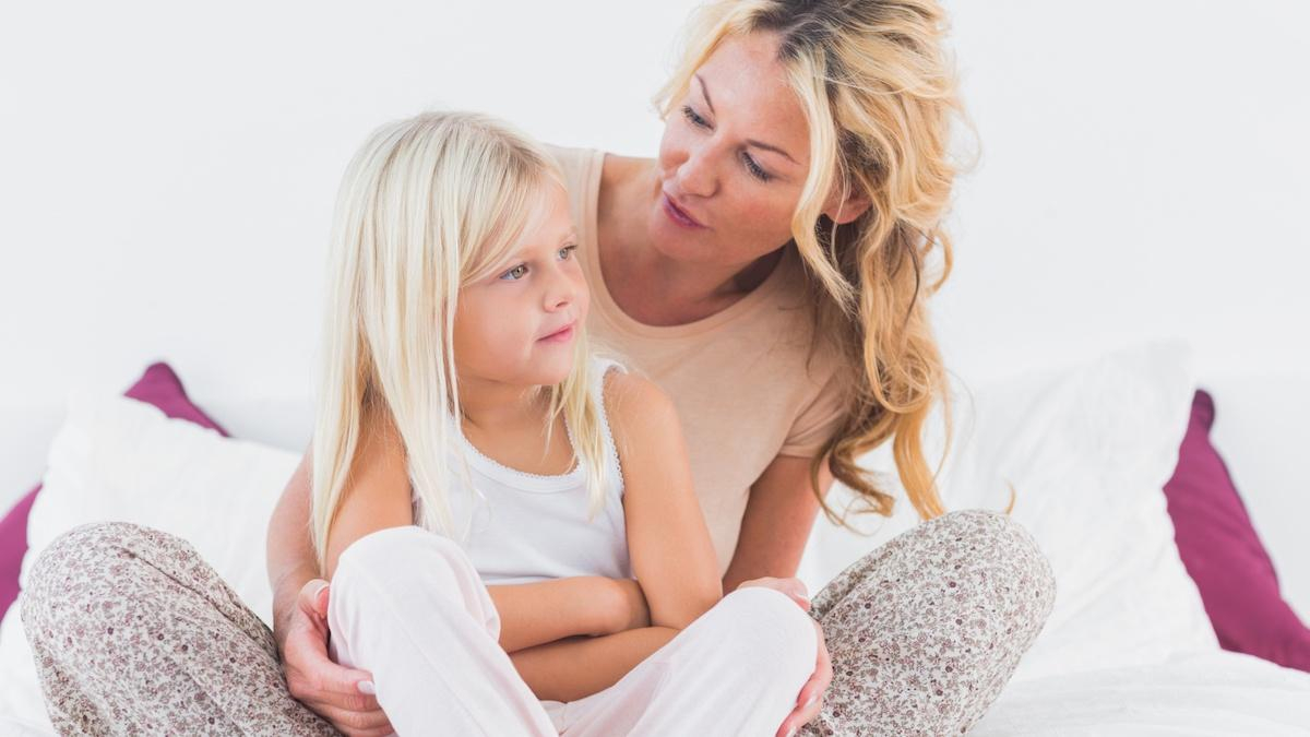 Секс-педагог объяснила, как правильно говорить с детьми о порнографии