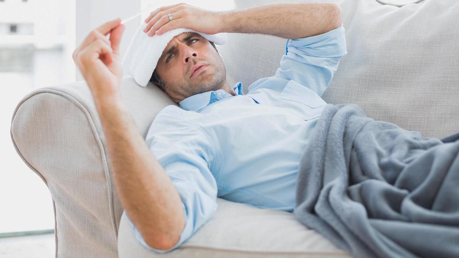 Чому чоловіки "перебільшують" симптоми грипу та застуди 