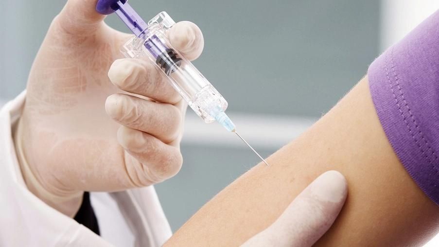 Супрун розвінчала відомі міфи щодо вакцинації проти кору