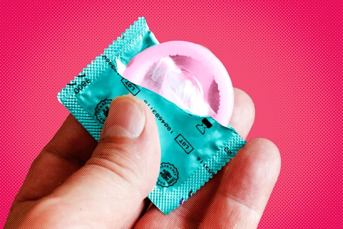 Почему мужчинам не нравятся презервативы: ответ ученых