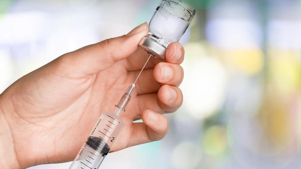 Не зношують імунітет: Супрун спростувала кілька міфів про вакцинацію