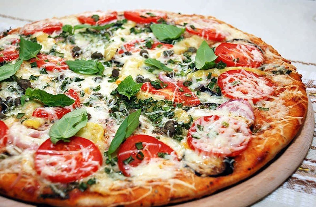 Какую пиццу полезно есть: ответ диетолога