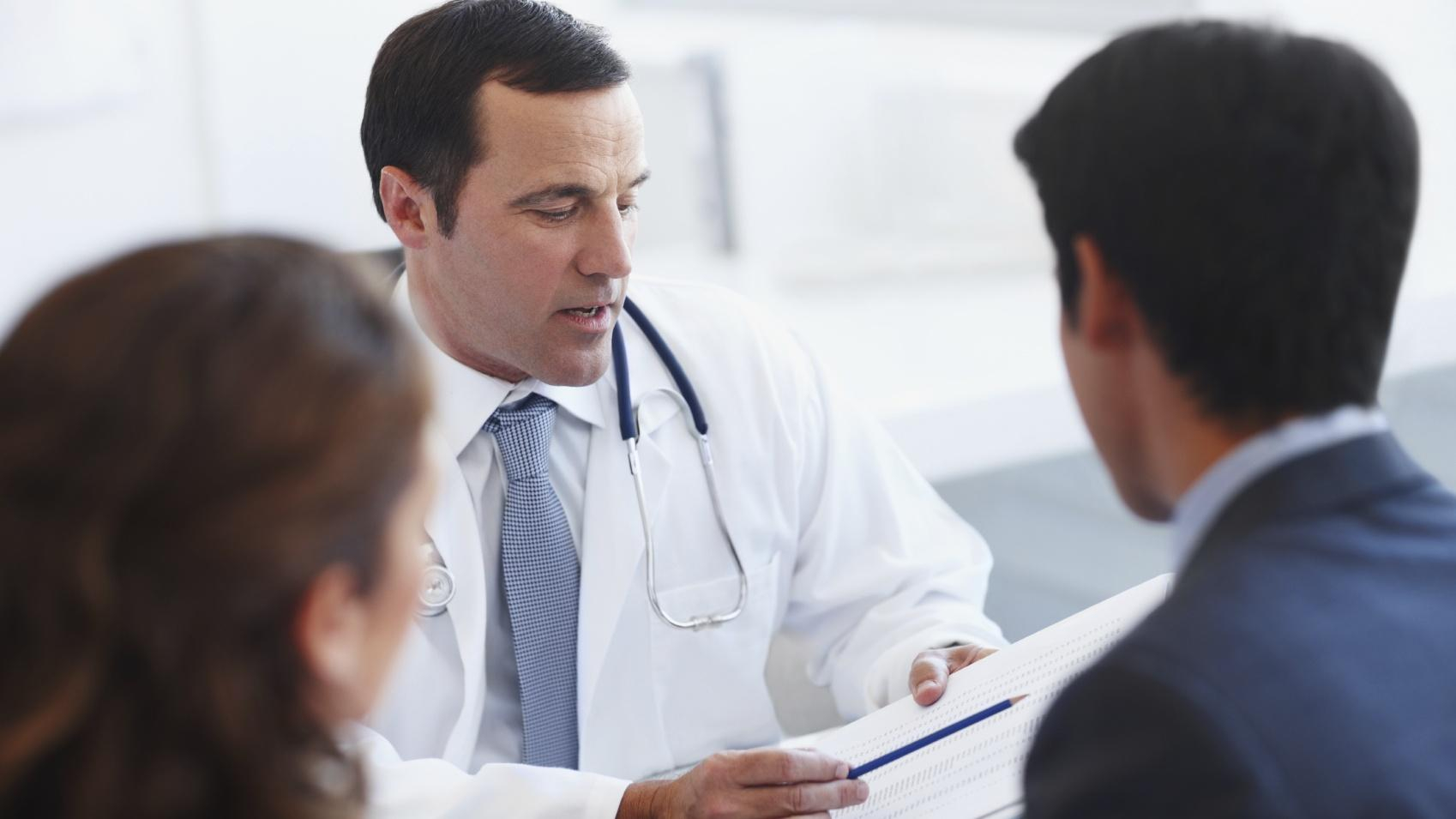 Организм женщины отсеивает слабые мужские половые клетки, – ученые