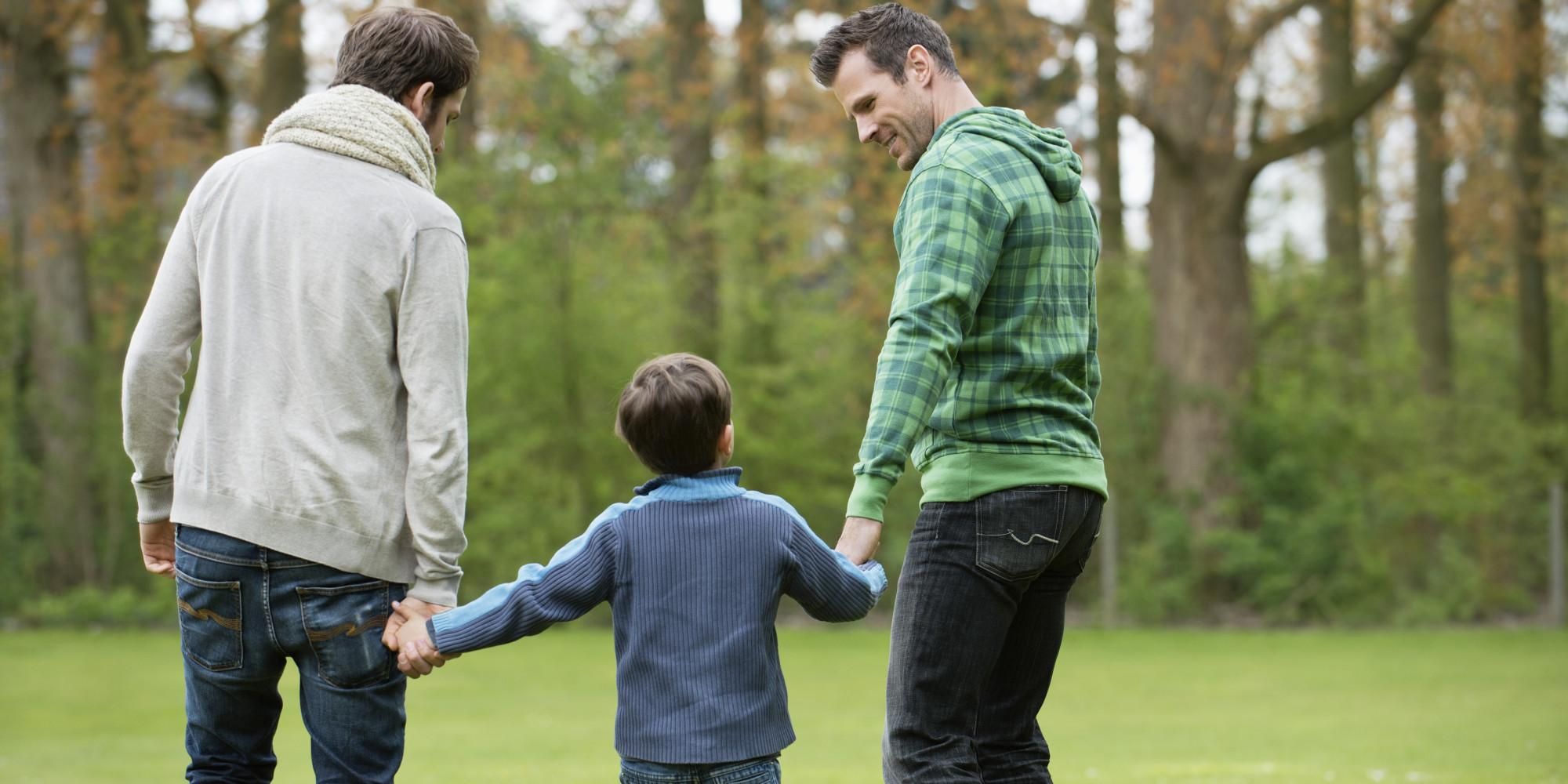 Які переваги мають діти з одностатевих пар