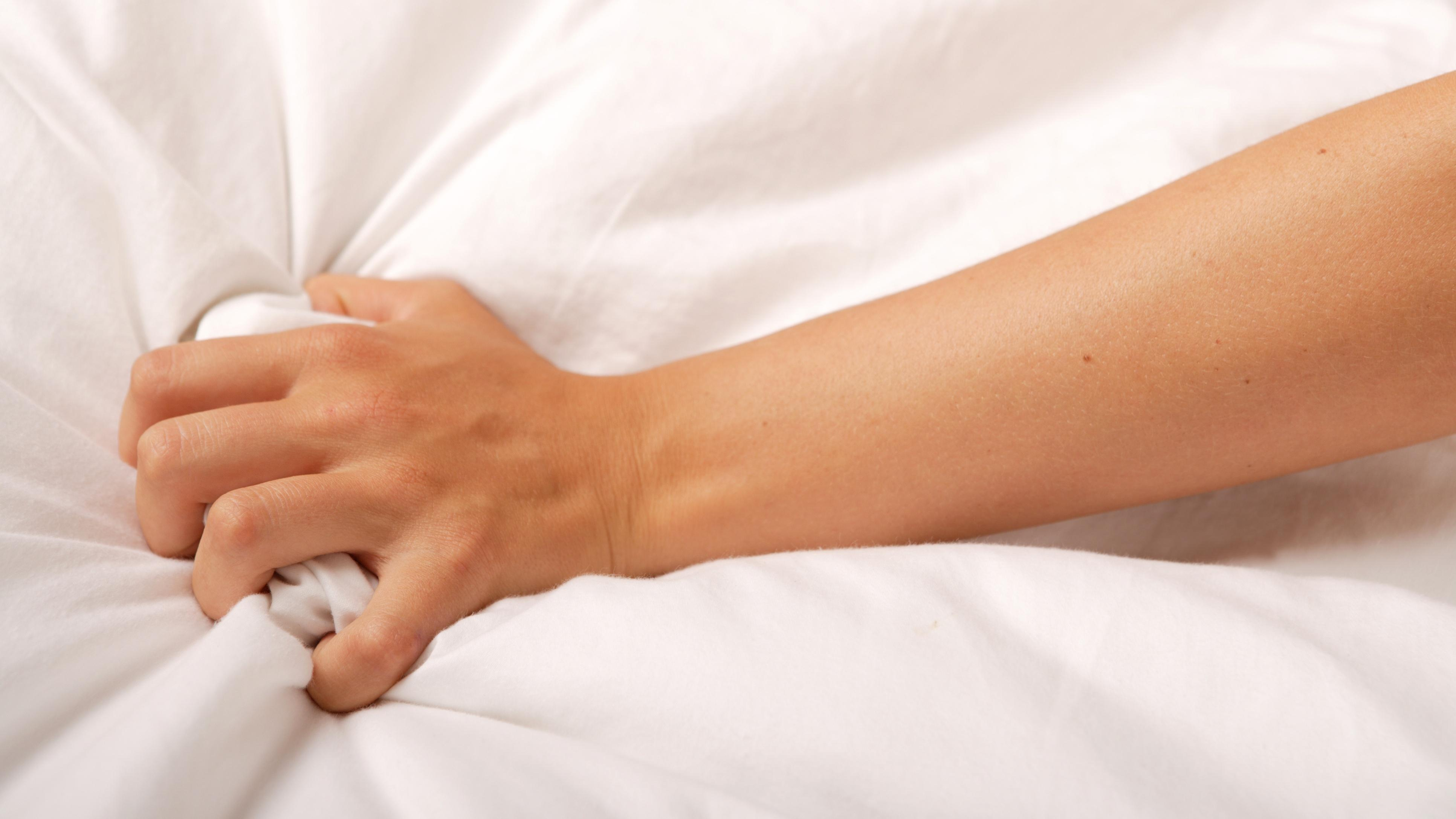 Три техники, которые сделают оргазм незабываемым