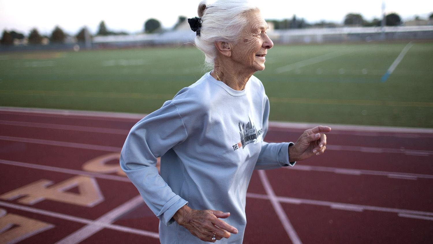 Как уберечься от старческого слабоумия