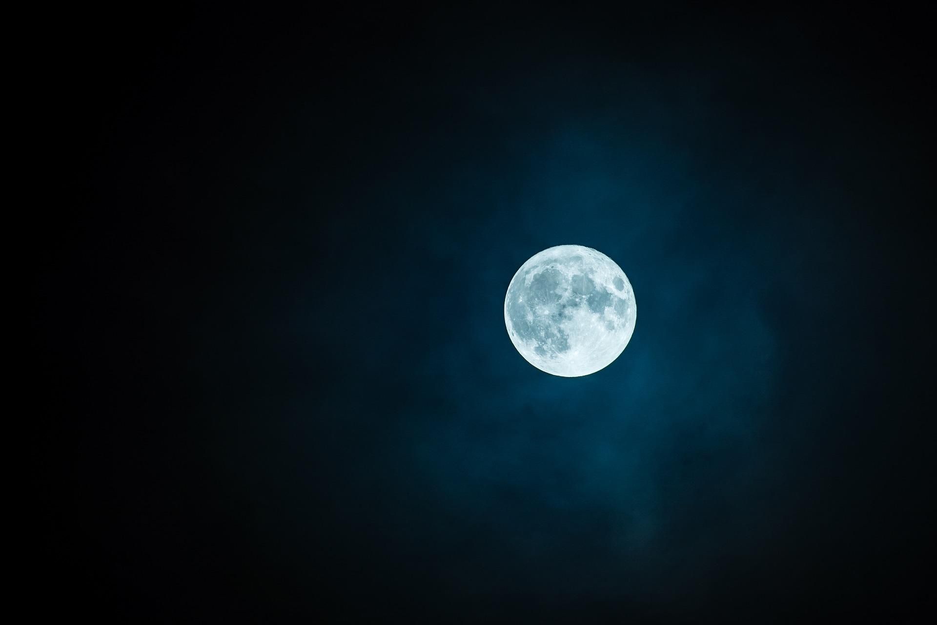 Как Луна влияет на психическое состояние человека