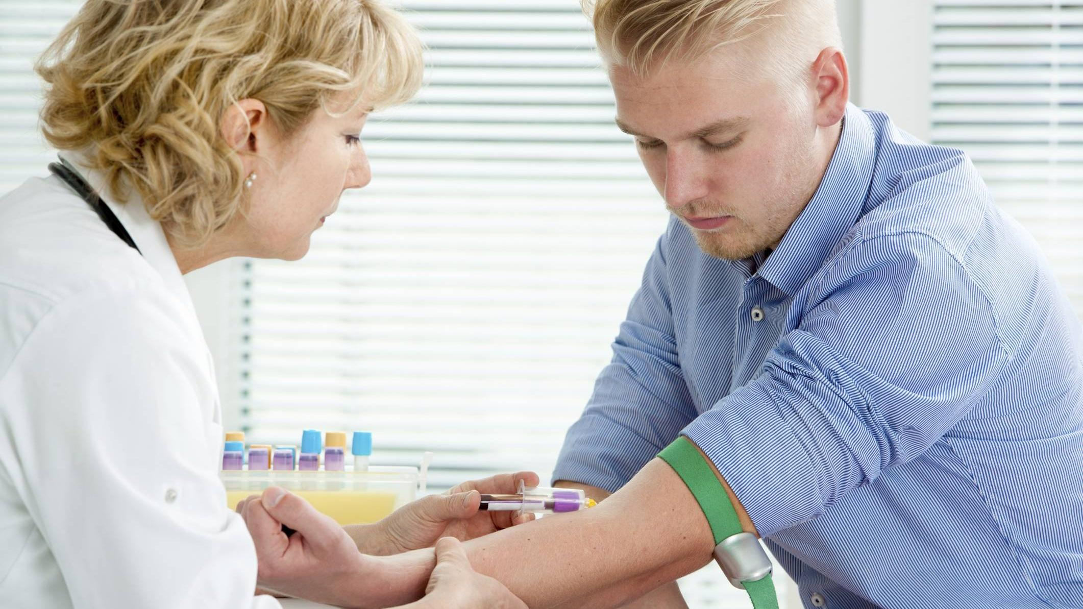 Какие анализы обязательно нужно сдать мужчинам