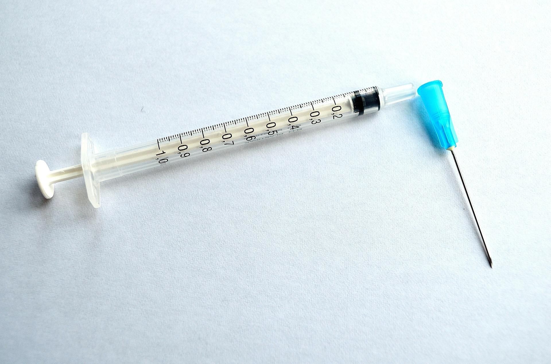 В Нью-Йорке запретили отказываться от вакцинации из-за религии