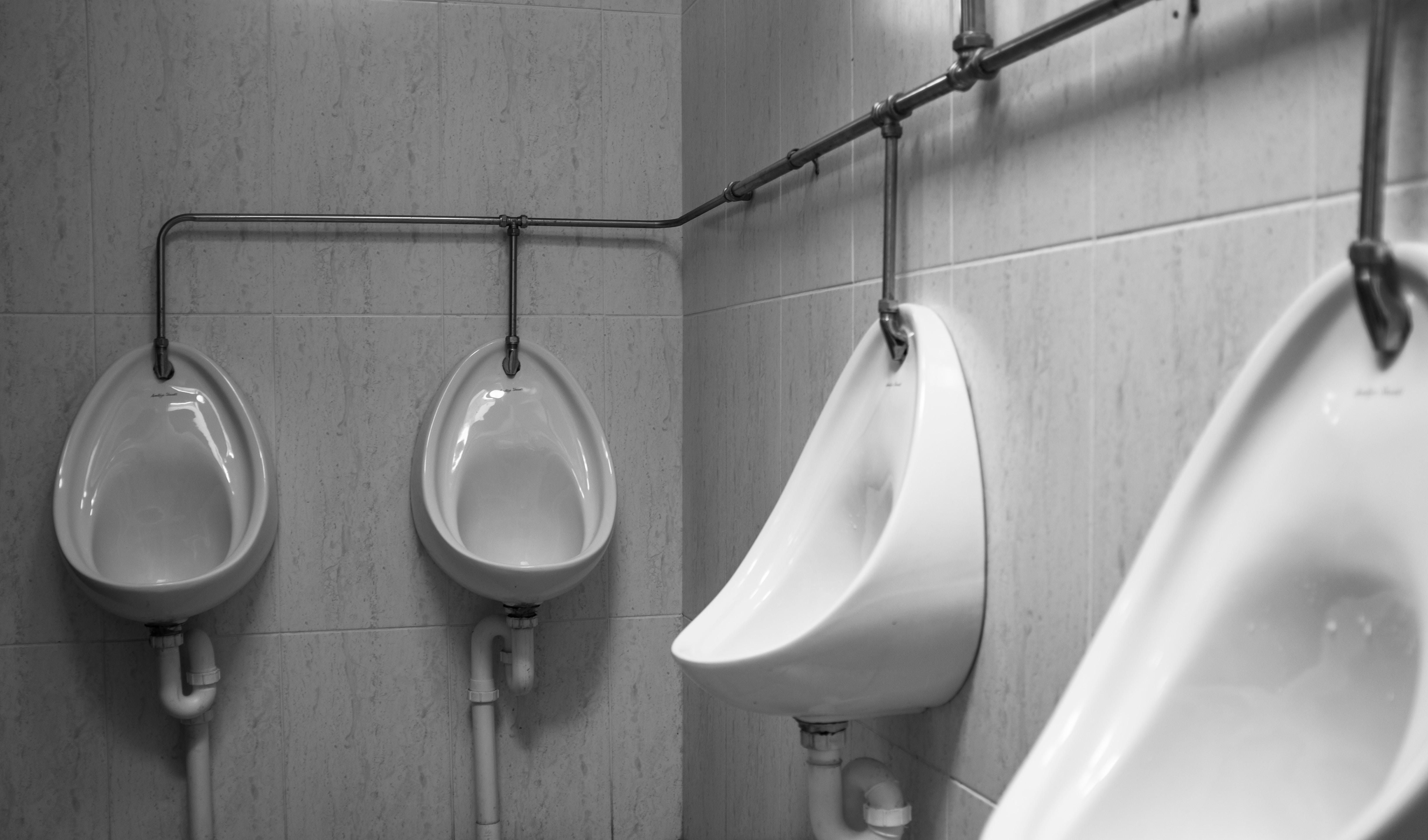 5 основних причин, чому деякі люди так часто хочуть в туалет 