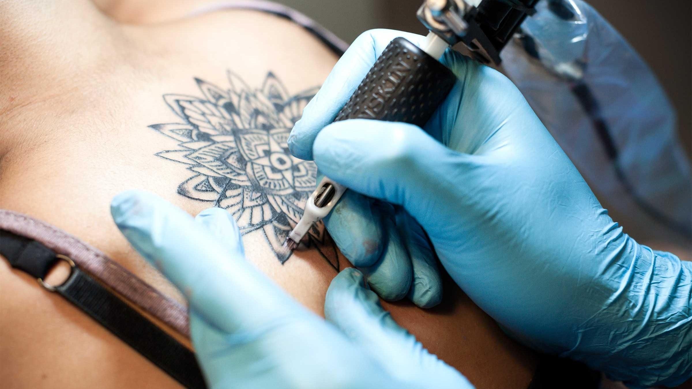 Замість аналізу крові: розробили спеціальні татуювання для діабетиків Замість аналізу крові: розробили спеціальні татуювання для діабетиків