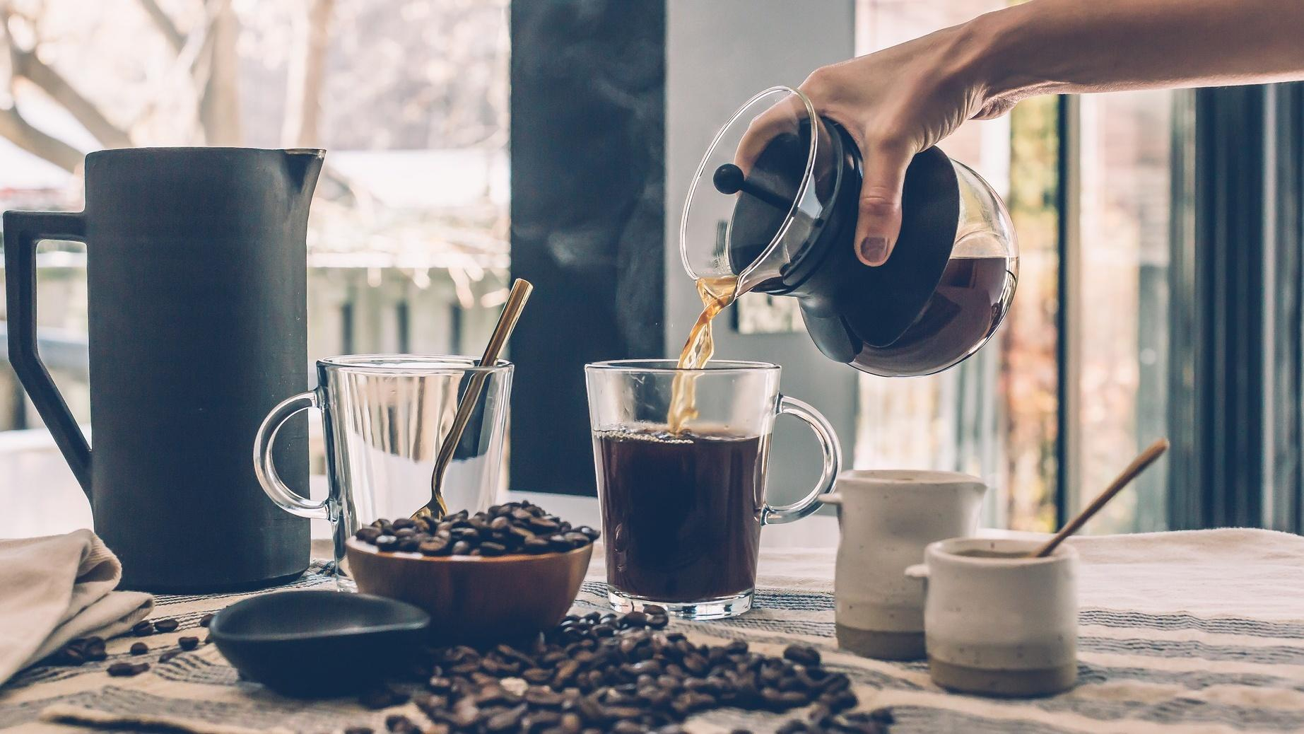 Не более двух чашек: кому стоит ограничить потребление кофе