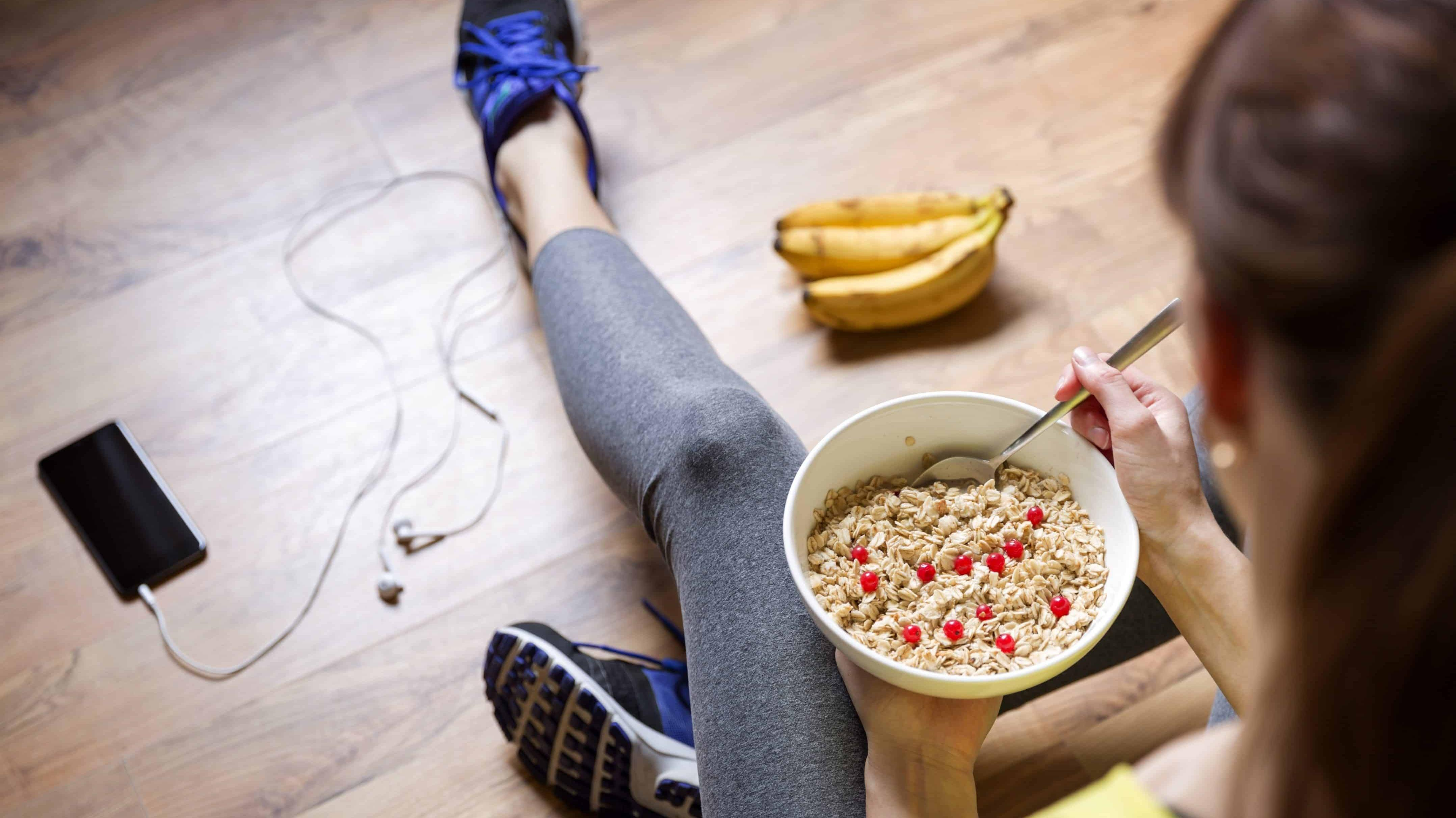 Как правильно сочетать еду и спорт