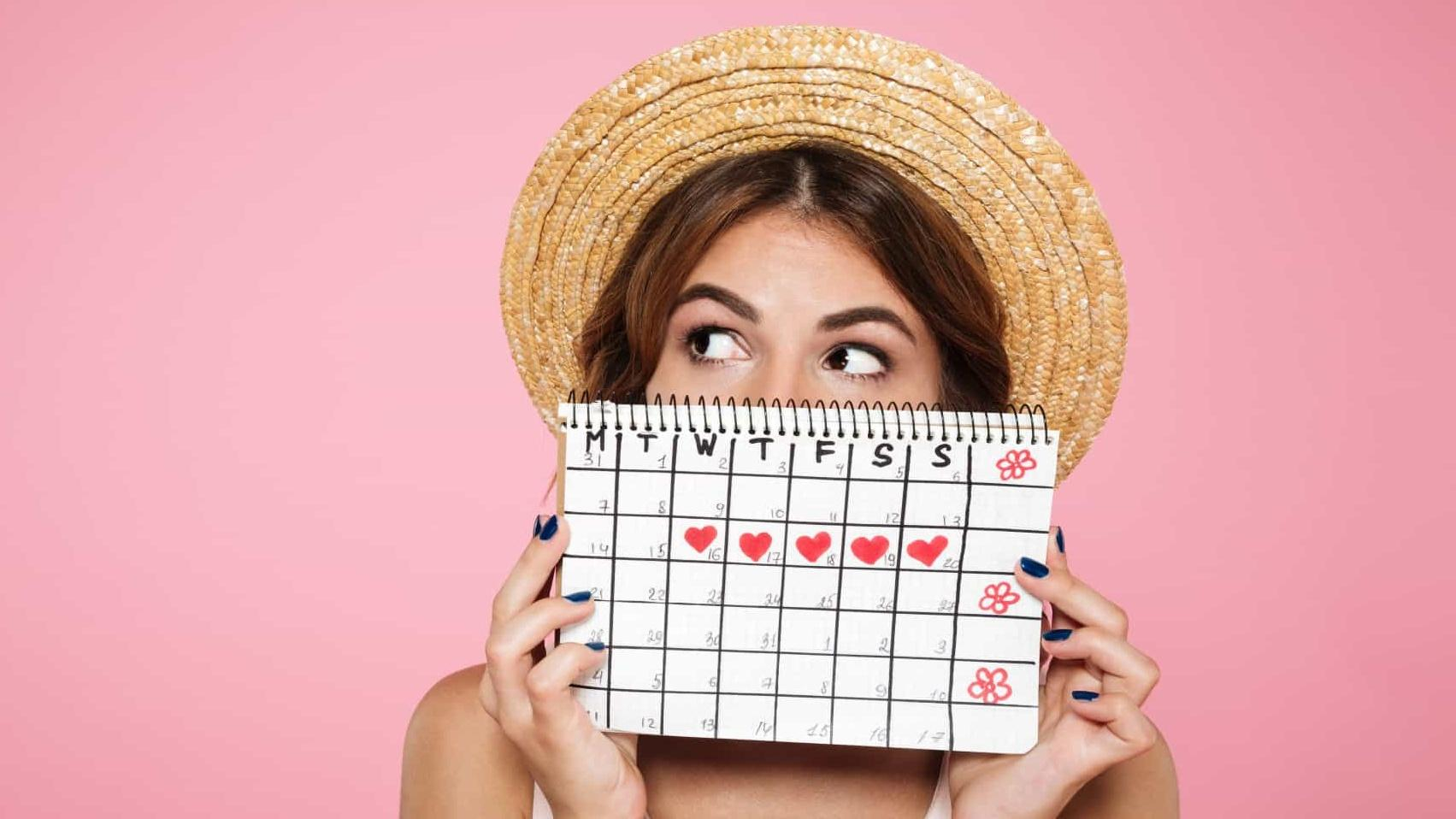 Что на самом деле можно делать во время месячных