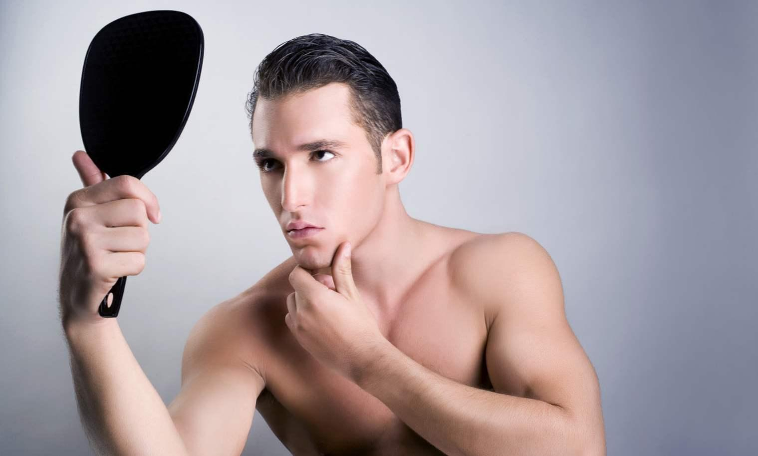 Как понять, что вы в отношениях с самолюбом