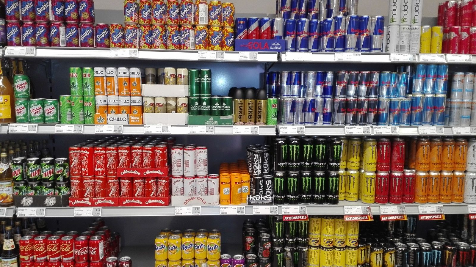 Вред энергетиков и сколько можно выпить, чтобы не умереть