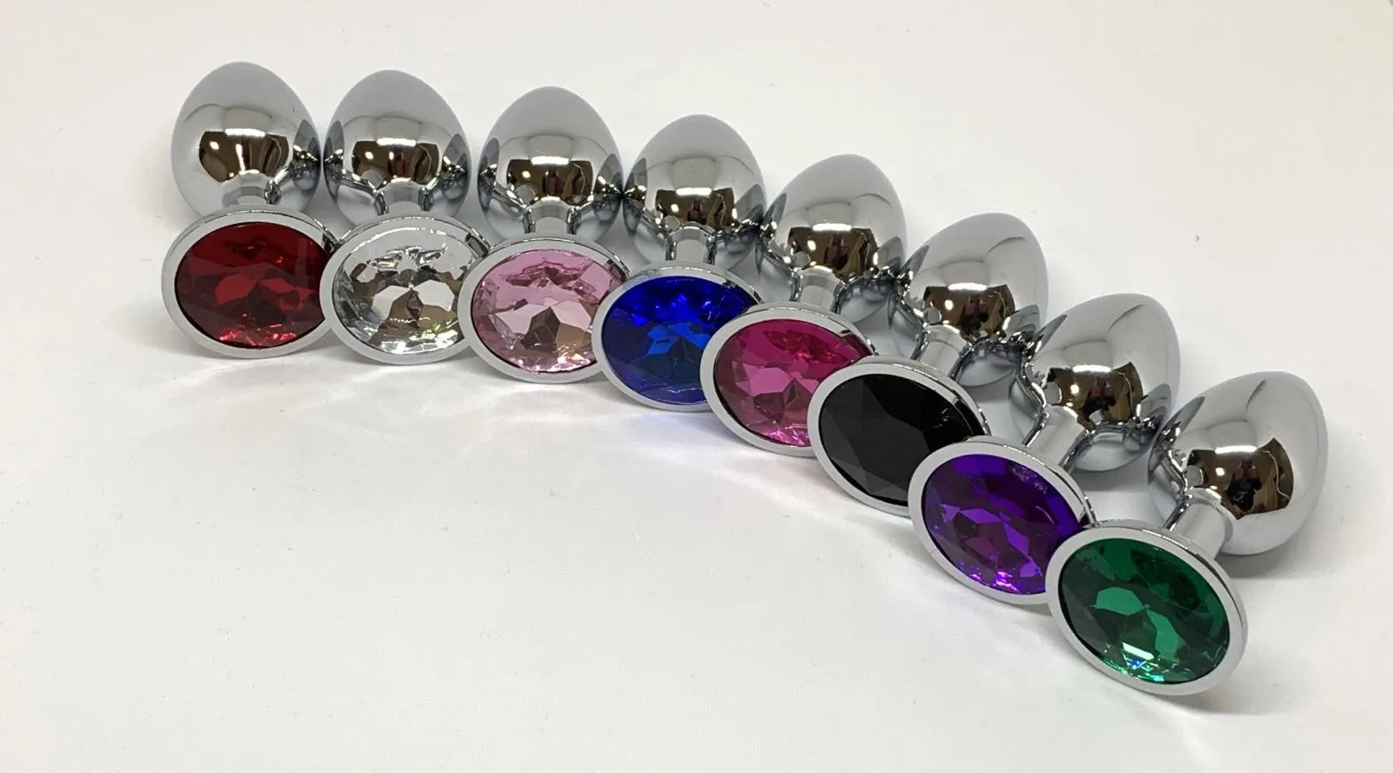 анальная пробка в попе