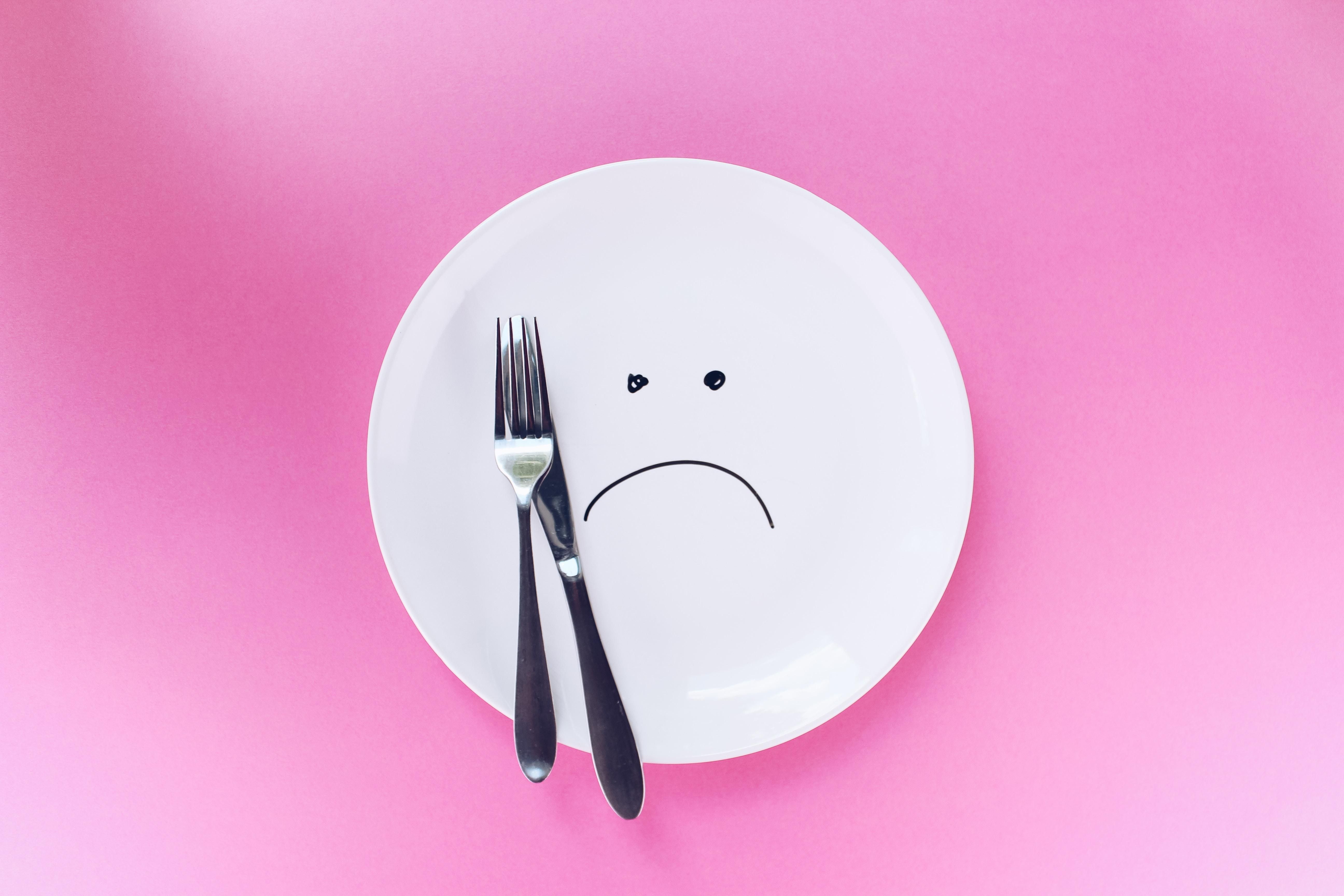 Яка дієта змушує нас почуватись самотніми