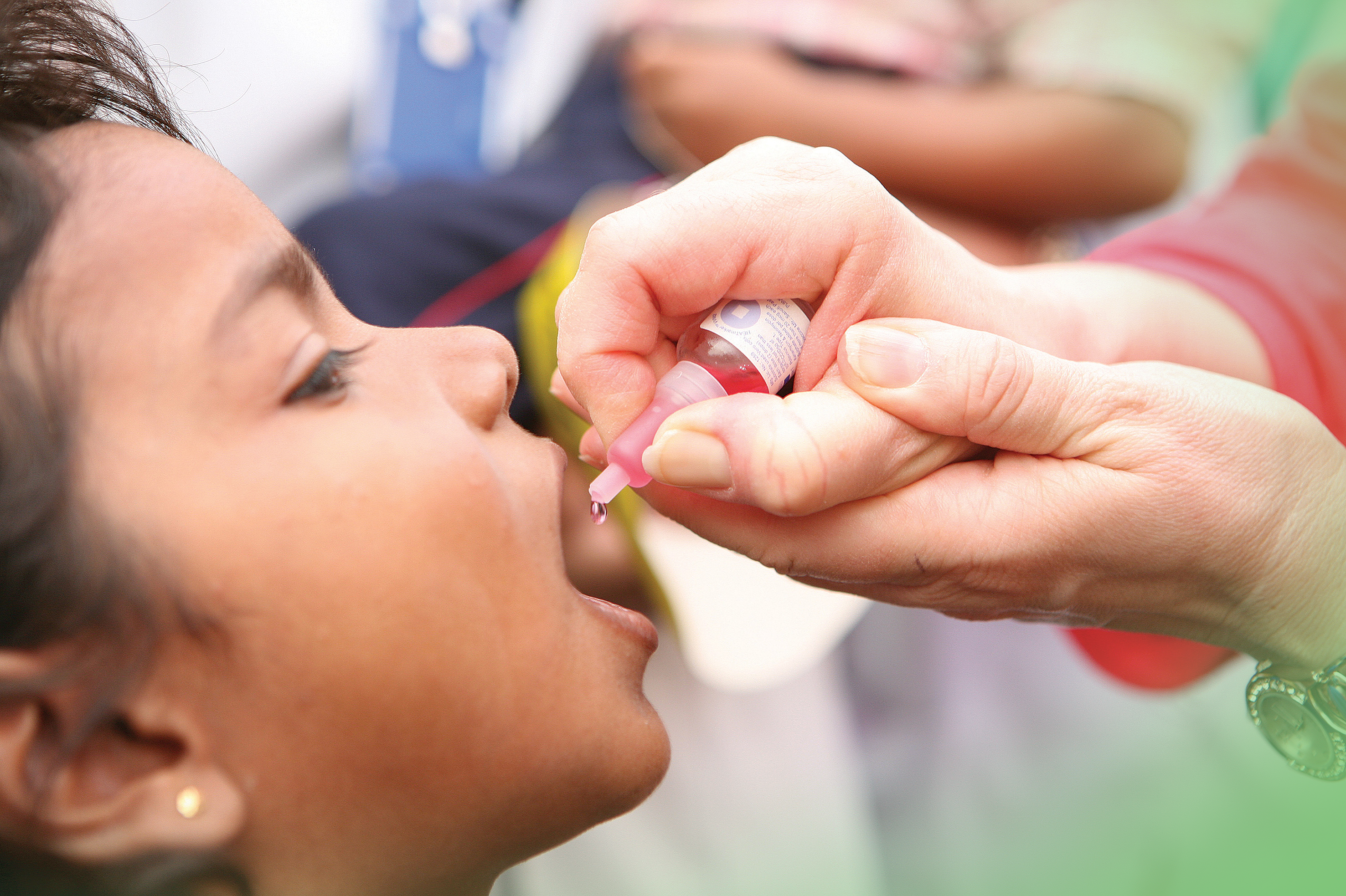 Полиомиелит: как уберечься от неизлечимой болезни, которая убивает в основном детей