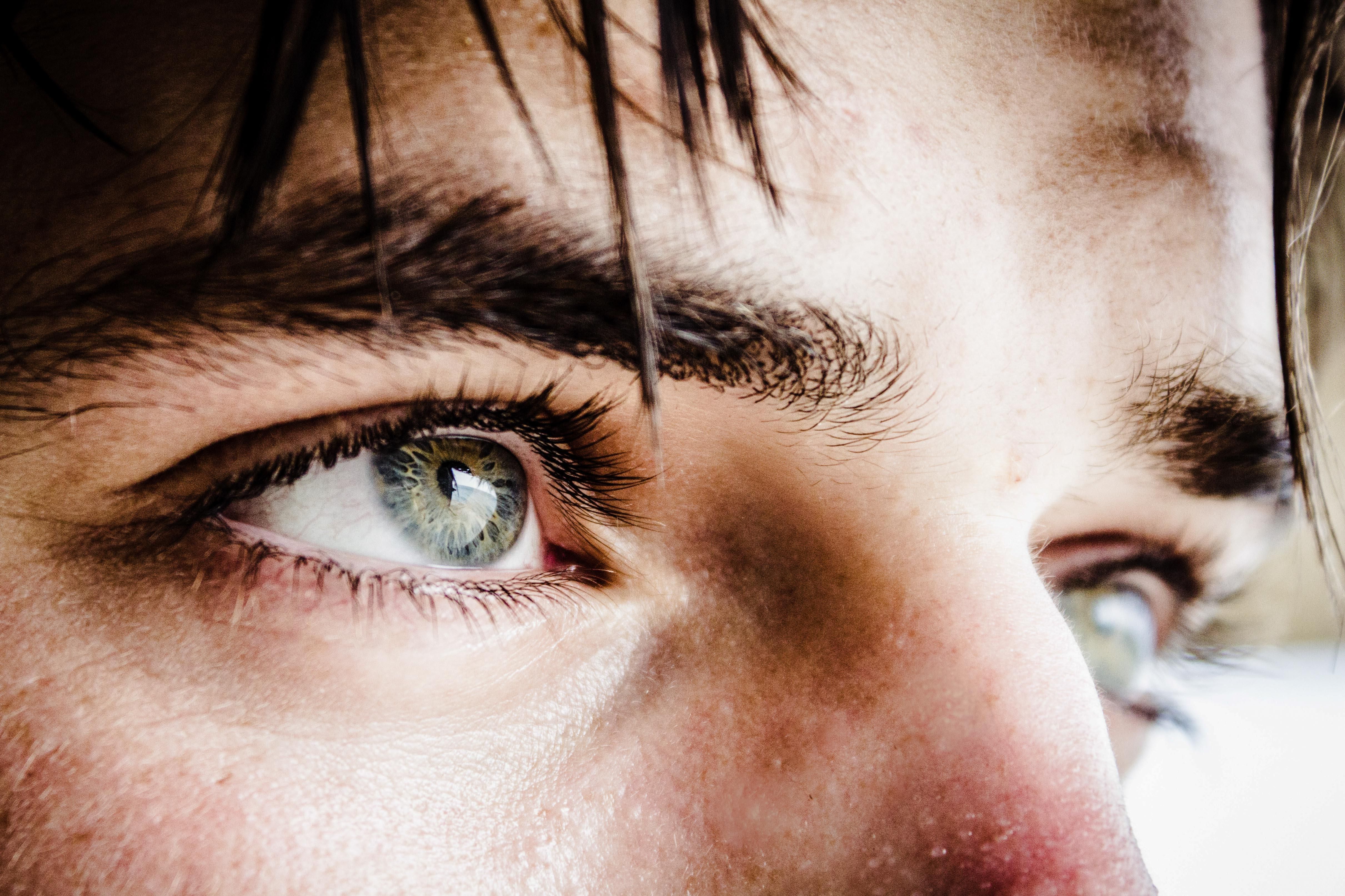 Ністагм очей – що це: причини, симптоми лікування тремтіння очей
