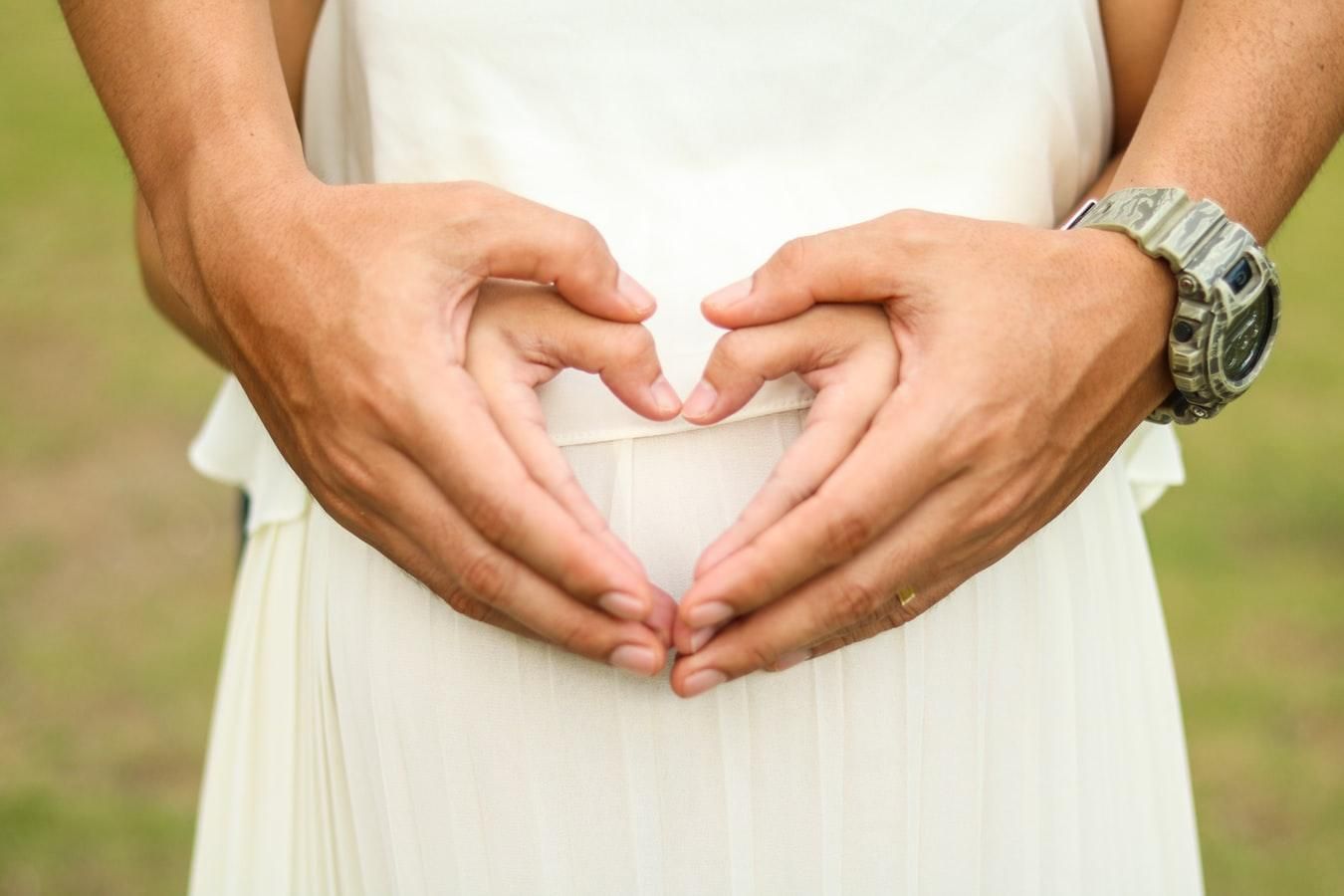 Самые распространенные мифы о выкидышах, которые вредят беременным