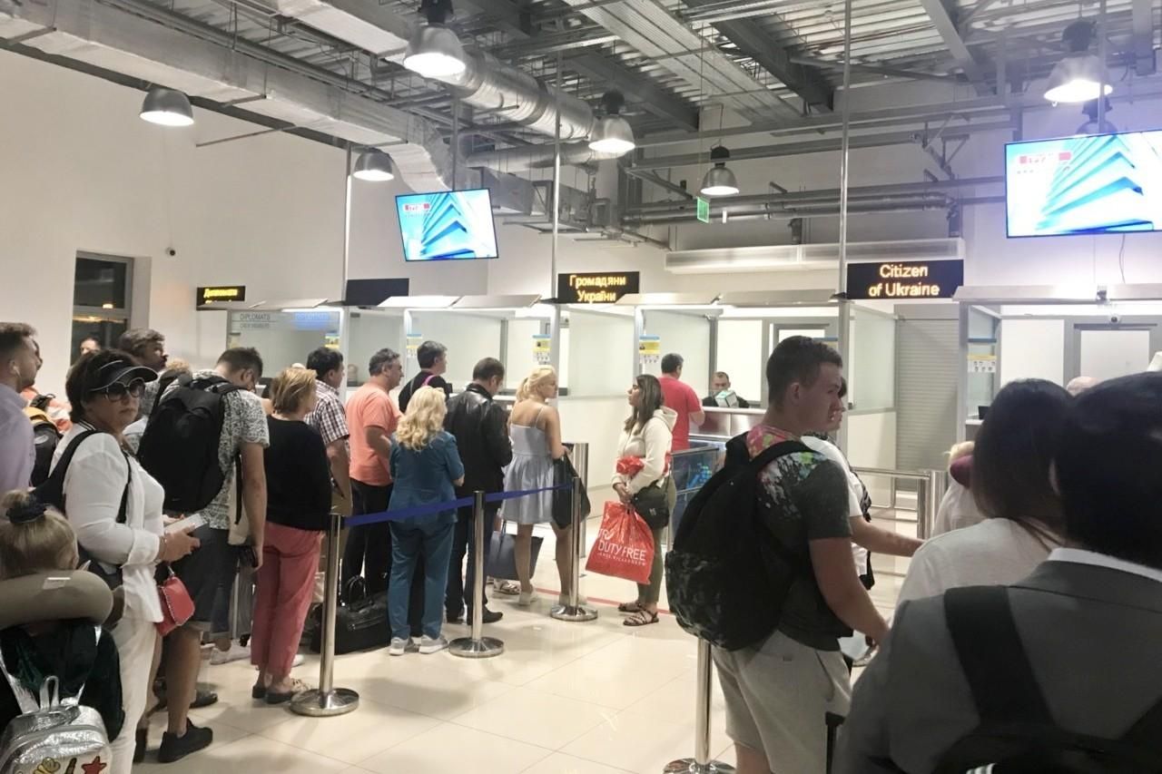 Китайський коронавірус: яких заходів вживають на кордоні України Китайський коронавірус: яких заходів вживають на кордоні України