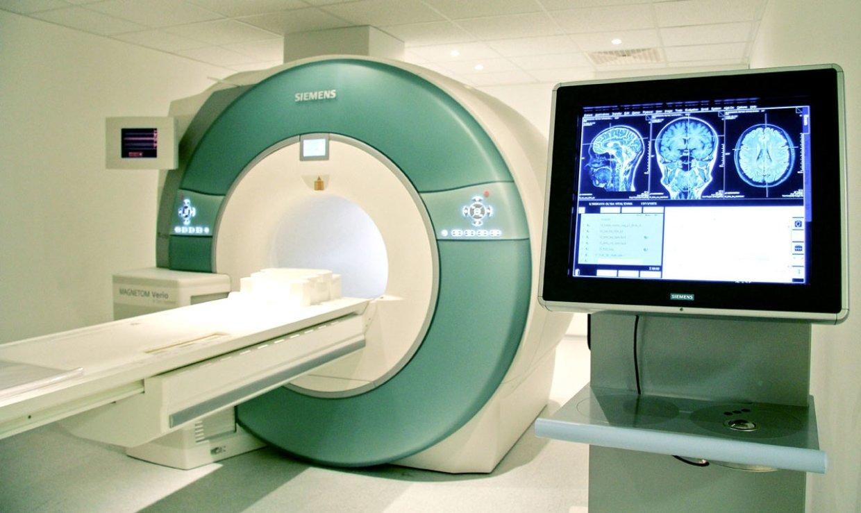 Замість МРТ пропонують нову діагностику, яка попередить інсульт