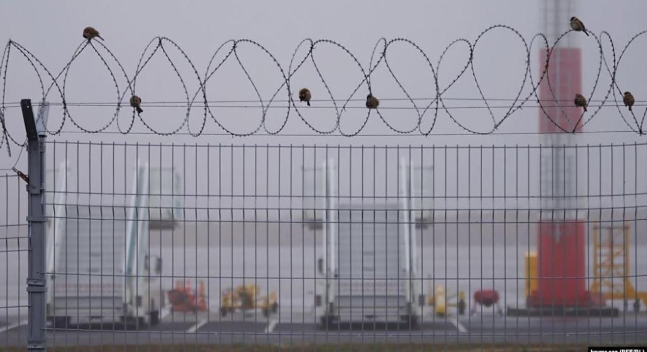 Дезинфекционные камеры и охрана Росгвардии: что известно о российской карантинной зоне в Сибири Дезинфекционные камеры и охрана Росгвардии: что известно о российской карантинной зоне в Сибири