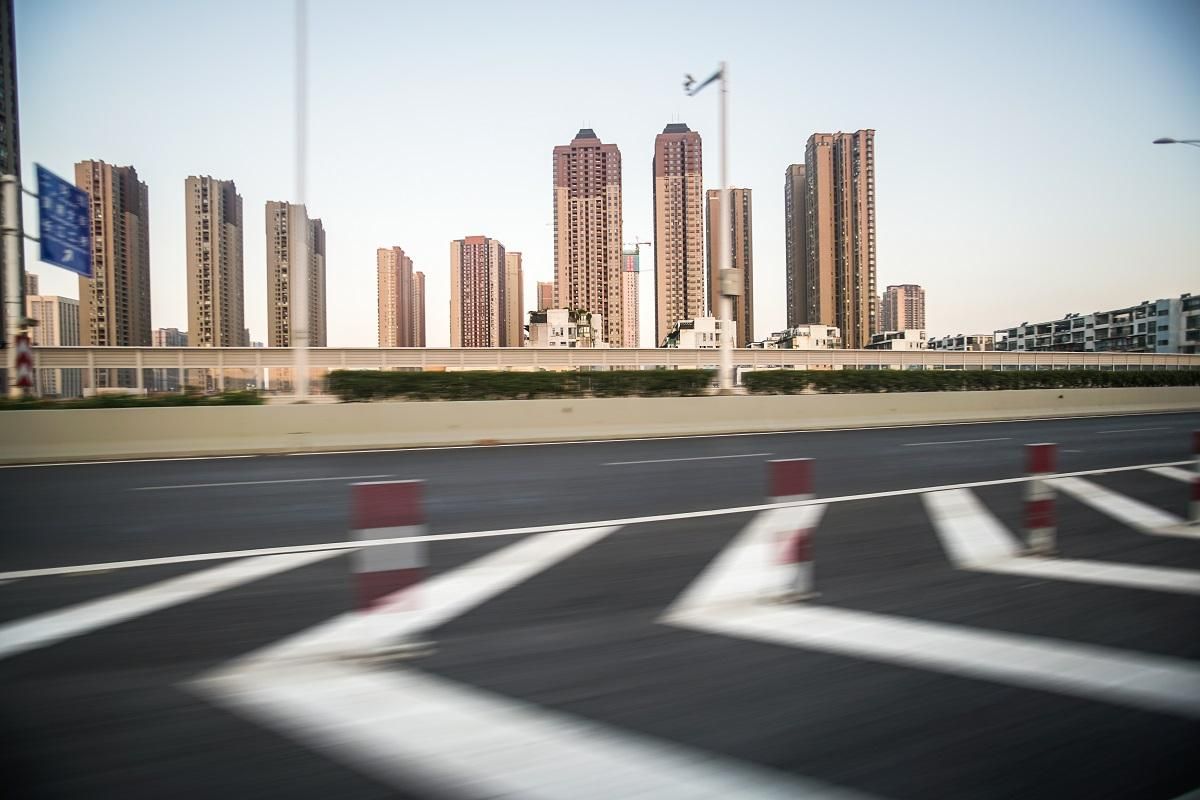 Всех жителей многомиллионного города Ухань проверяют на коронавирус Всех жителей многомиллионного города Ухань проверяют на коронавирус
