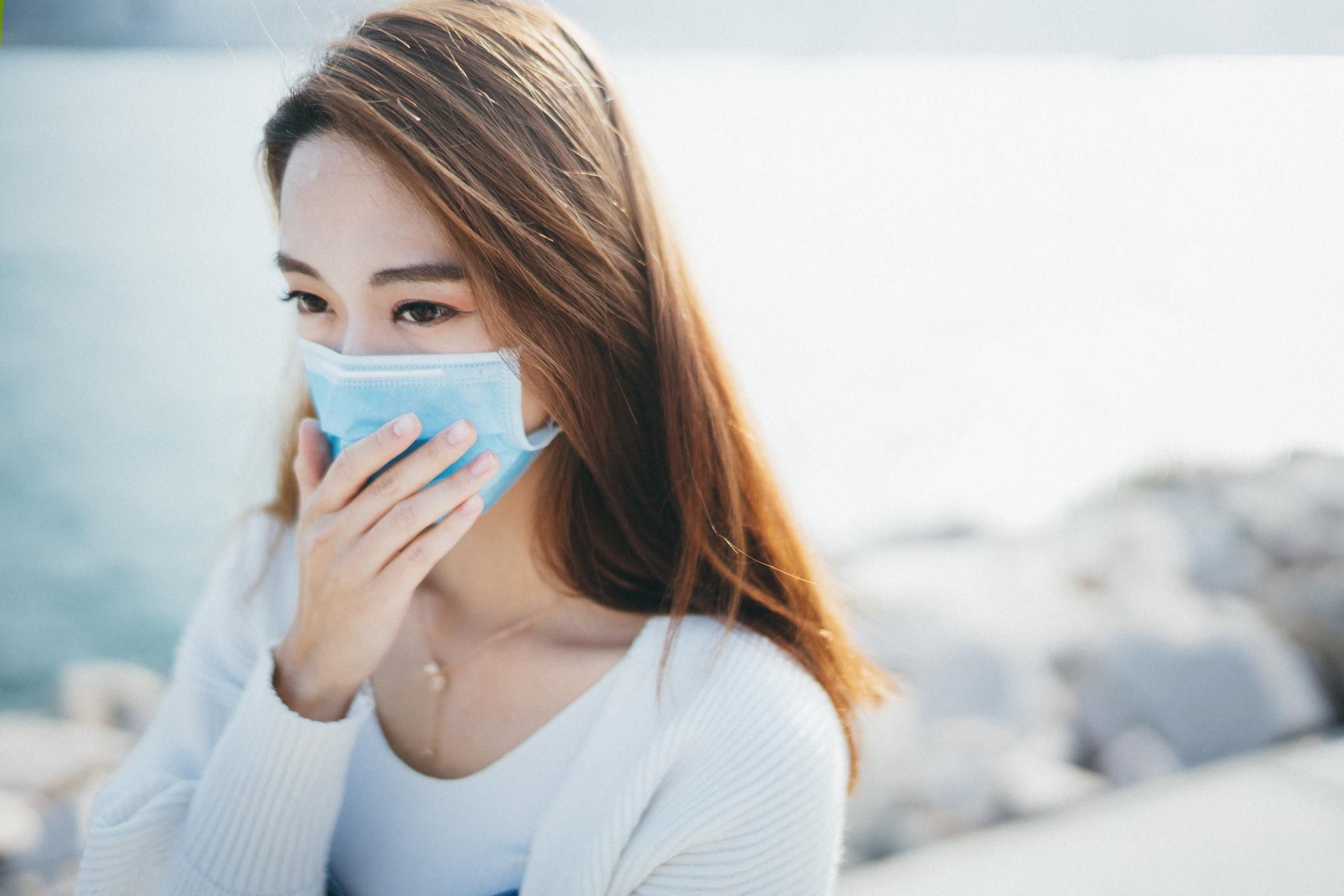 Сеть взорвал зажигательный ролик танцев медперсонала и людей, которые лечатся от коронавируса Сеть взорвал зажигательный ролик танцев медперсонала и людей, которые лечатся от коронавируса