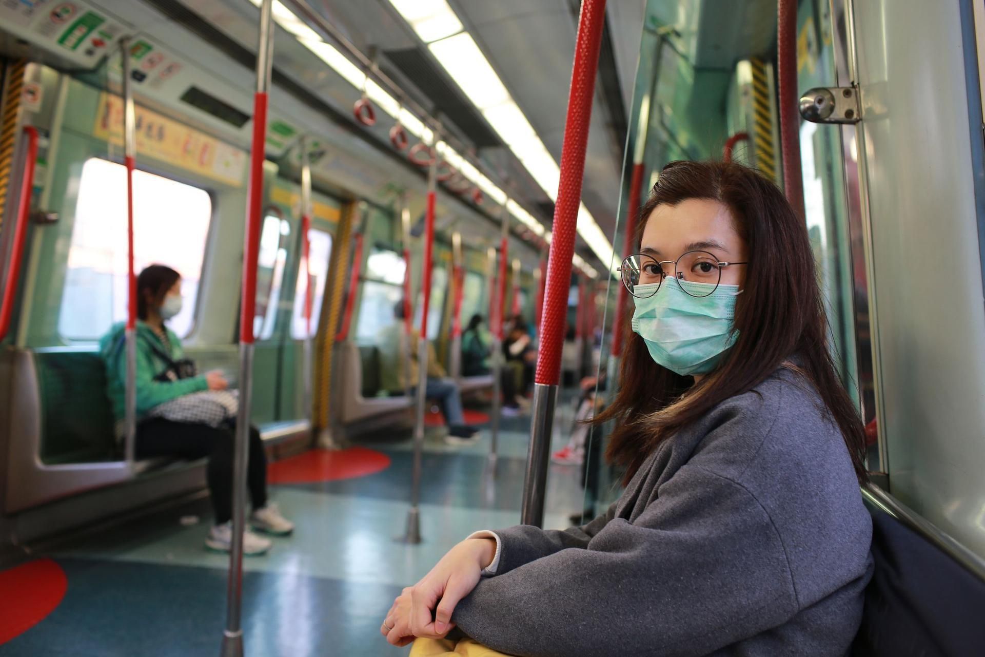 В Китае жителям запретили выходить из дома из-за коронавируса