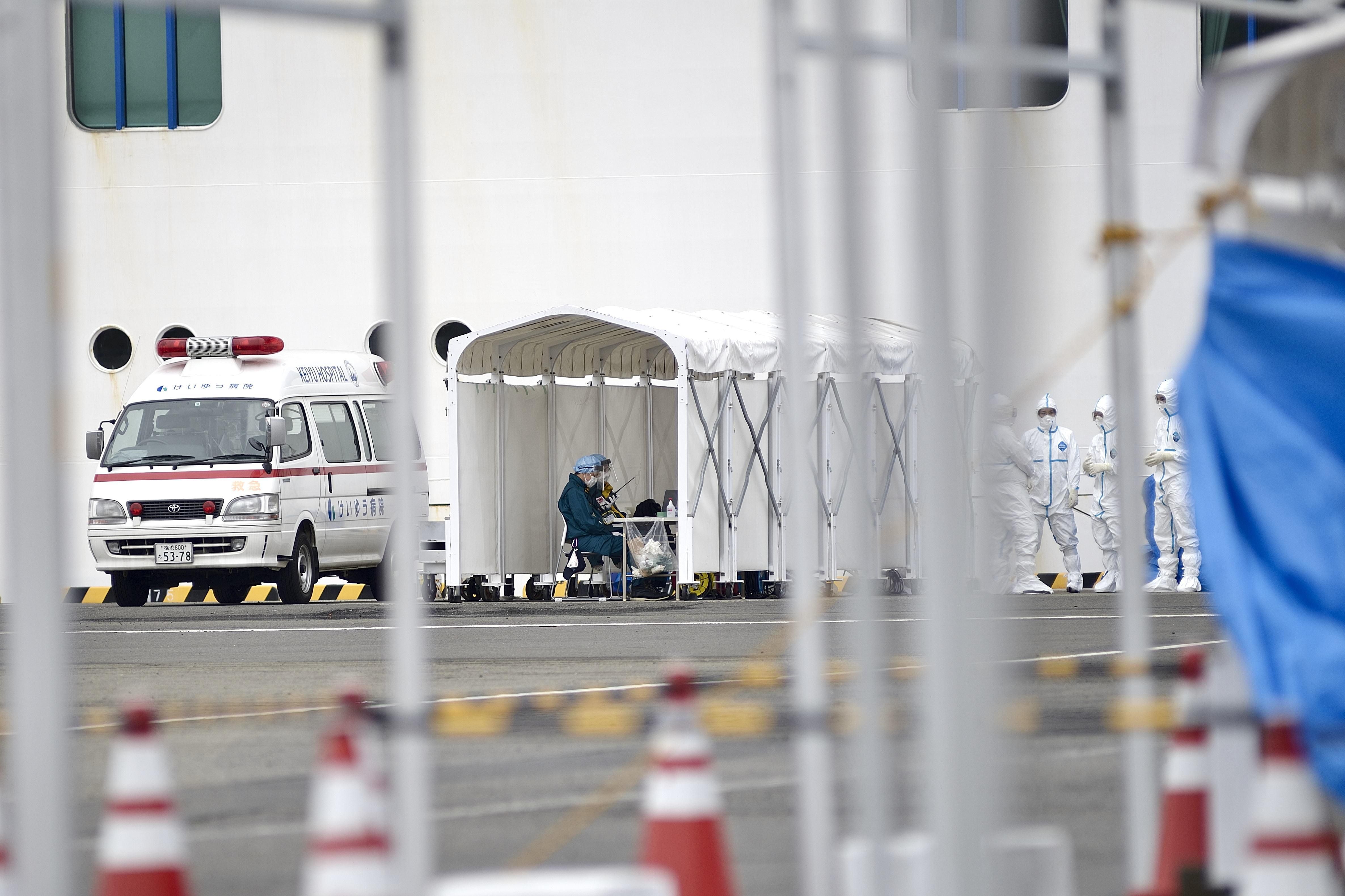 Росіянку, яка втекла з коронавірусного карантину, примусово госпіталізують Росіянку, яка втекла з коронавірусного карантину, примусово госпіталізують