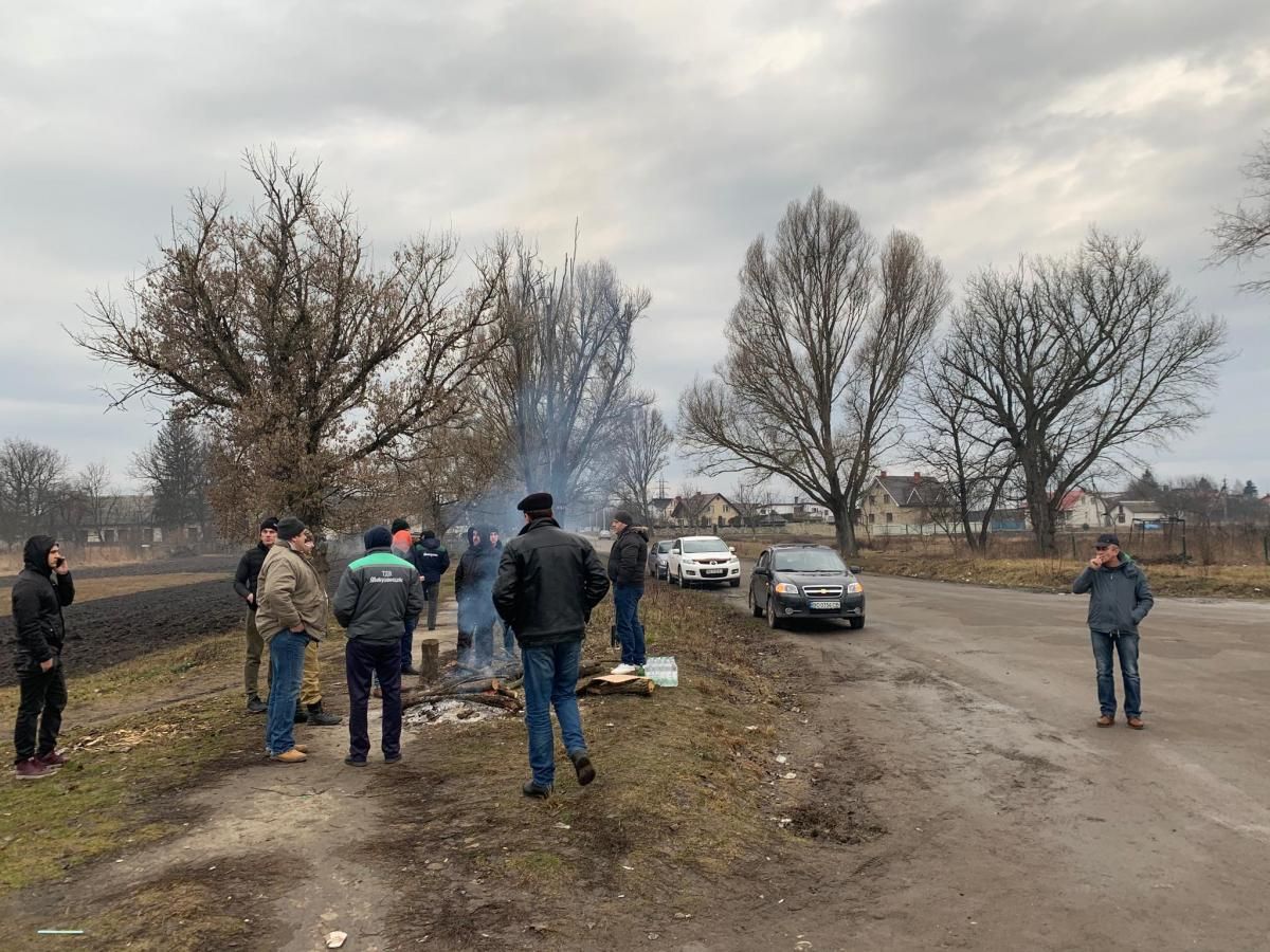 Эвакуация украинцев из Китая: в Тернопольской области уже ставят блокпосты