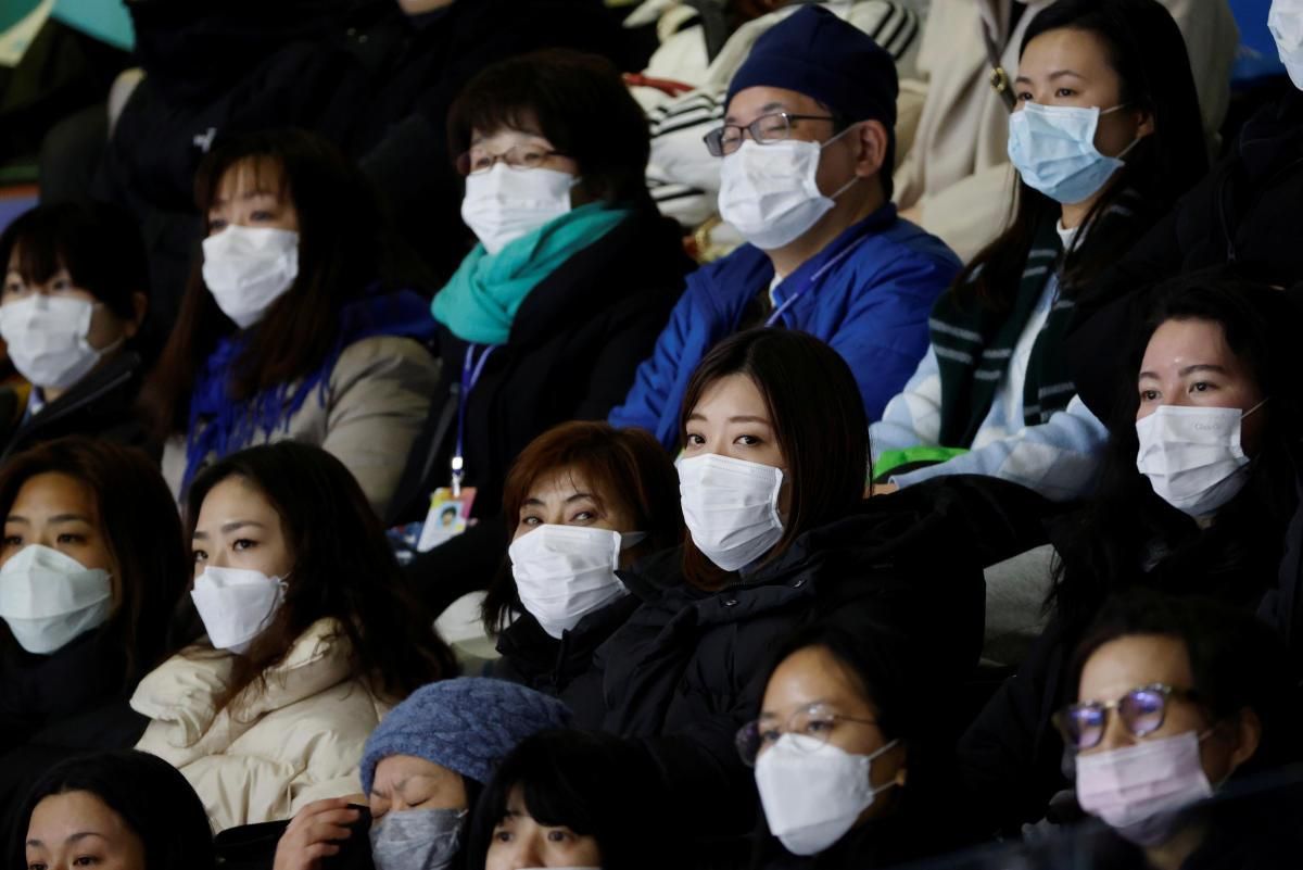 Китай заявив про подолання піку коронавірусу Covid-2019