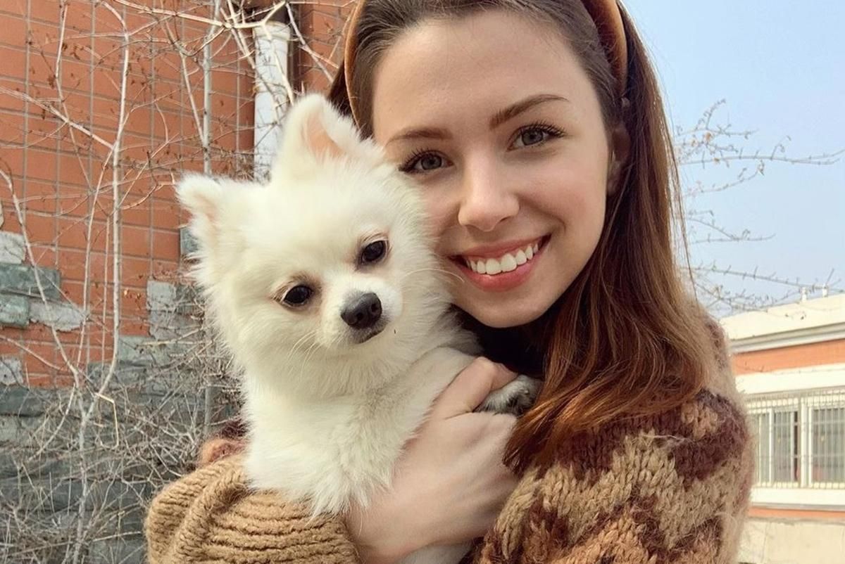 Українку відмовились евакуйовувати з Уханя через собаку: що їй відповіли у посольстві