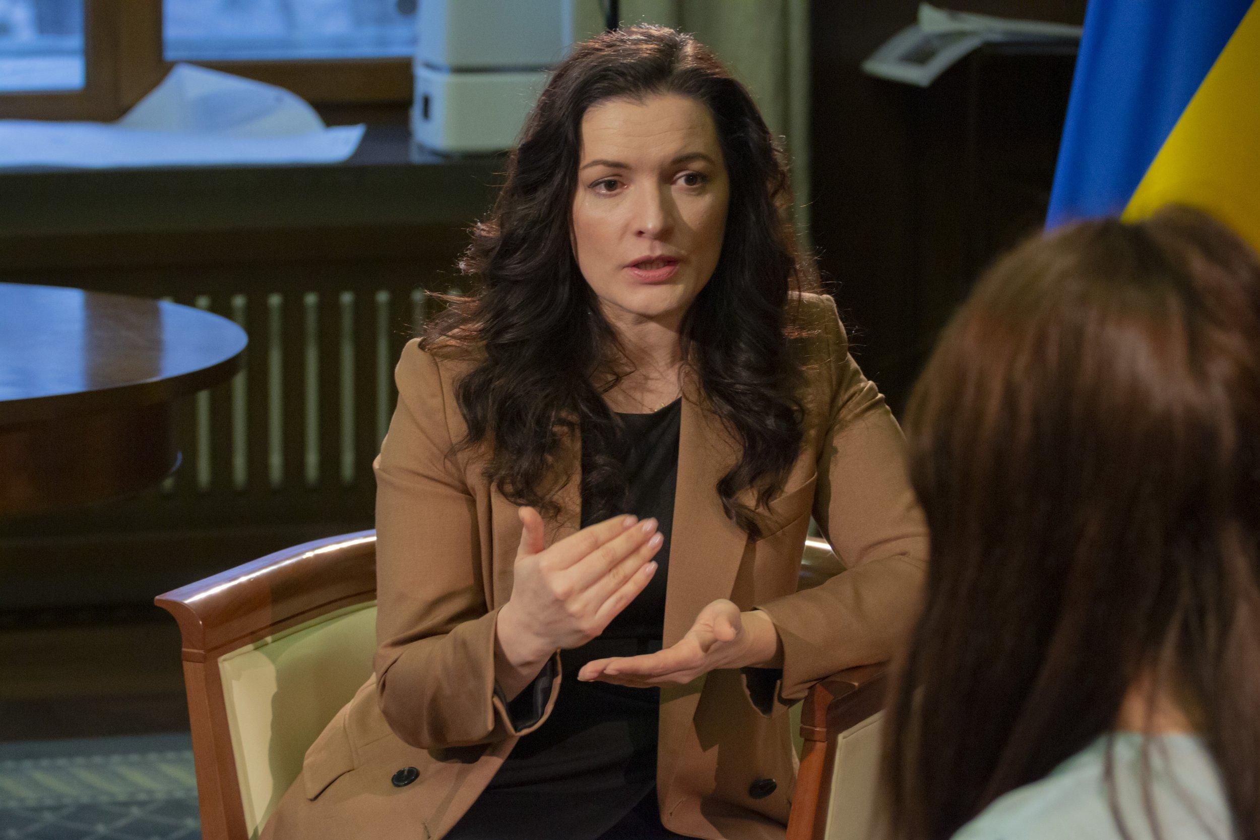 Скалецька назвала причини, чому евакуйованих з Китаю не поселили у "Феофанію" Скалецька назвала причини, чому евакуйованих з Китаю не поселили у "Феофанію"