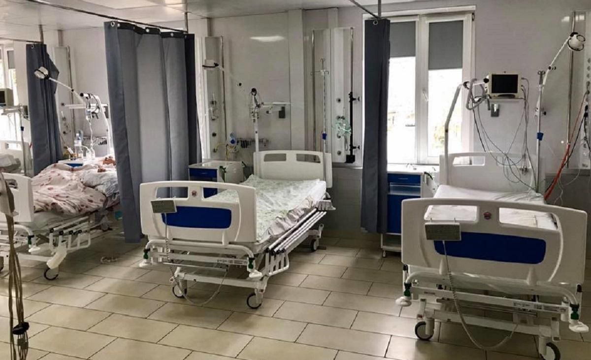 Лікувати коронавірус готові: головний санлікар України перевірив госпіталі у трьох містах