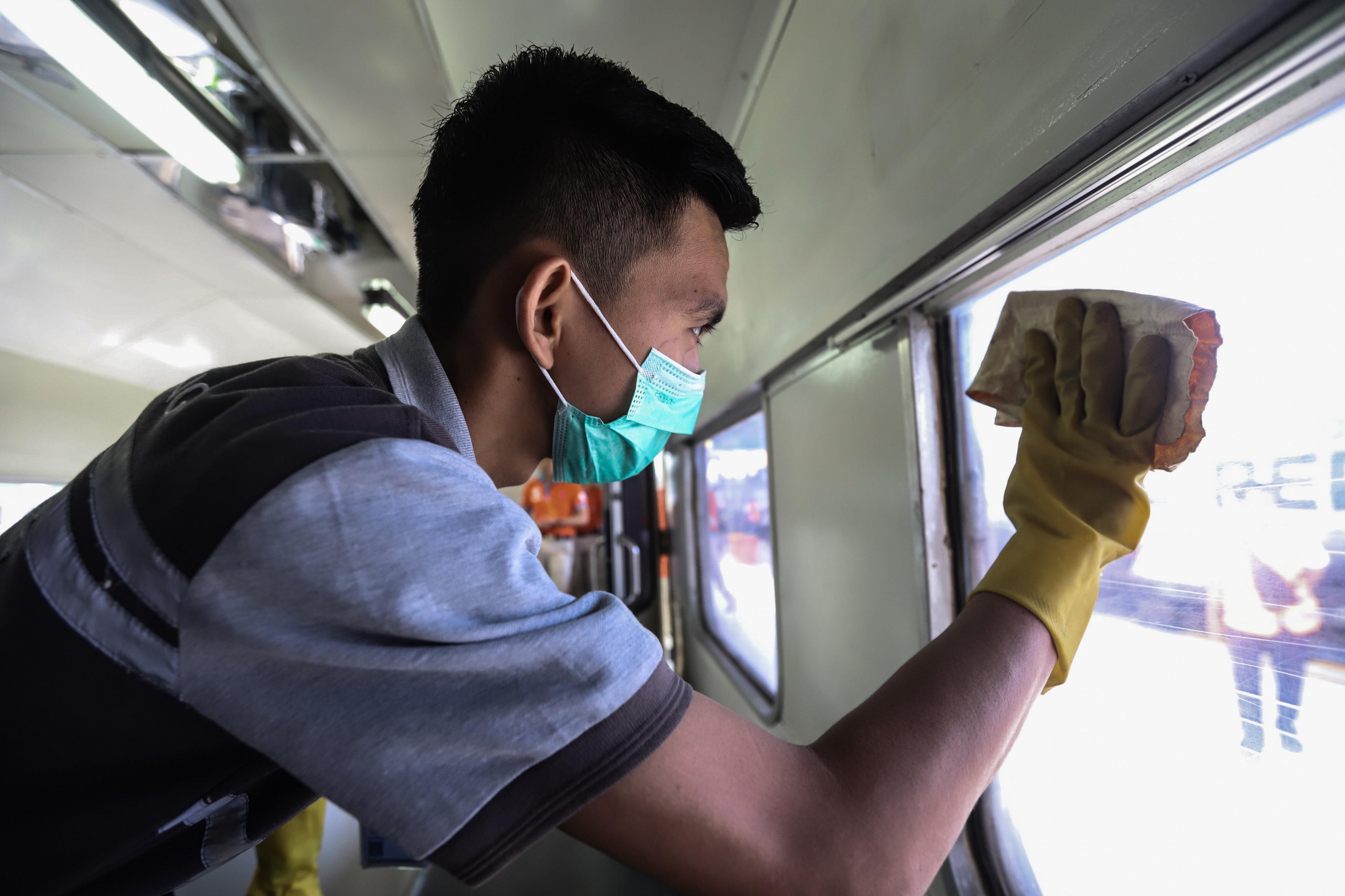 Россия закрывает границу с Ираном из-за коронавируса Россия закрывает границу с Ираном из-за коронавируса