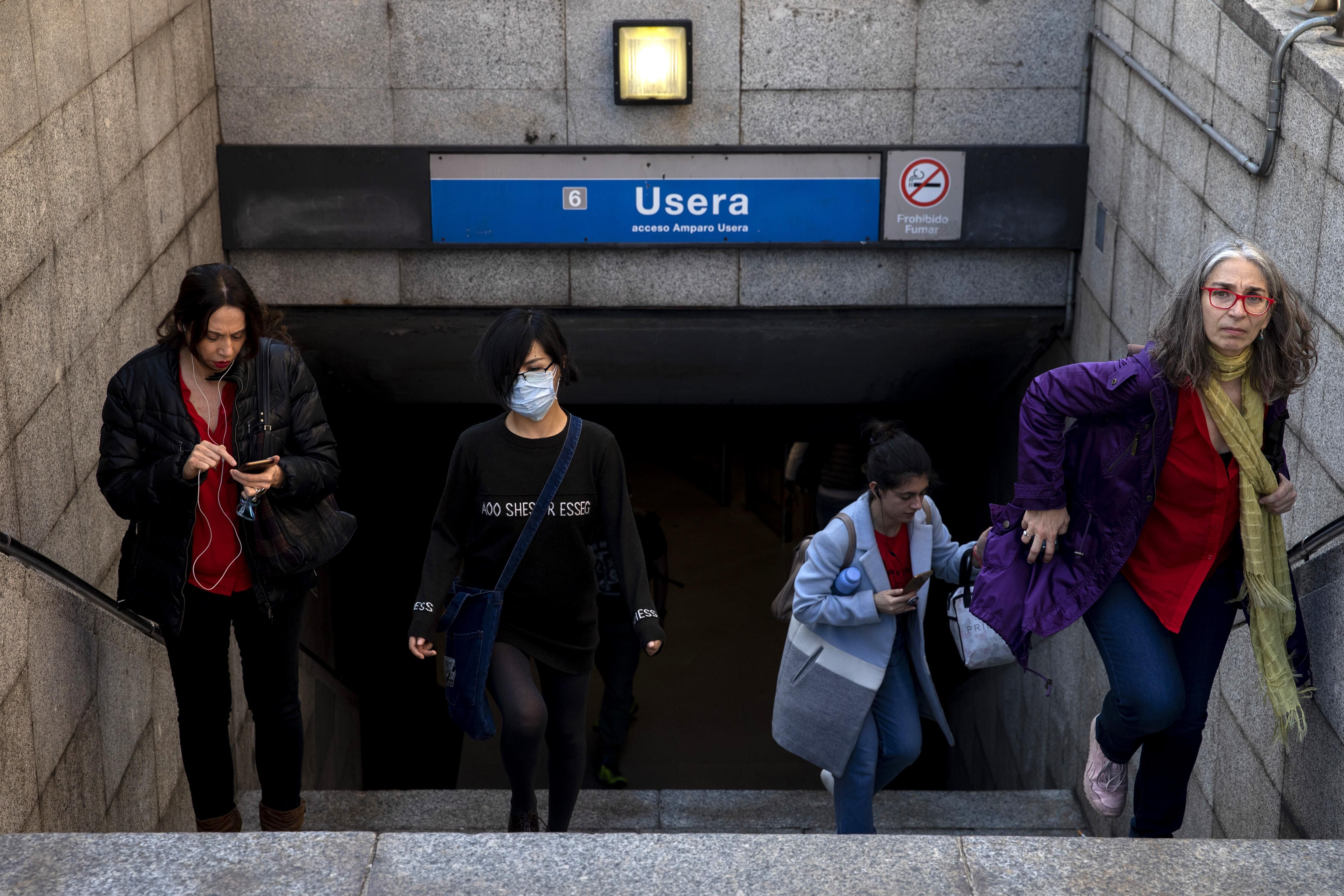 В Испании – мощная вспышка коронавируса: уже полсотни смертей В Испании – мощная вспышка коронавируса: уже полсотни смертей