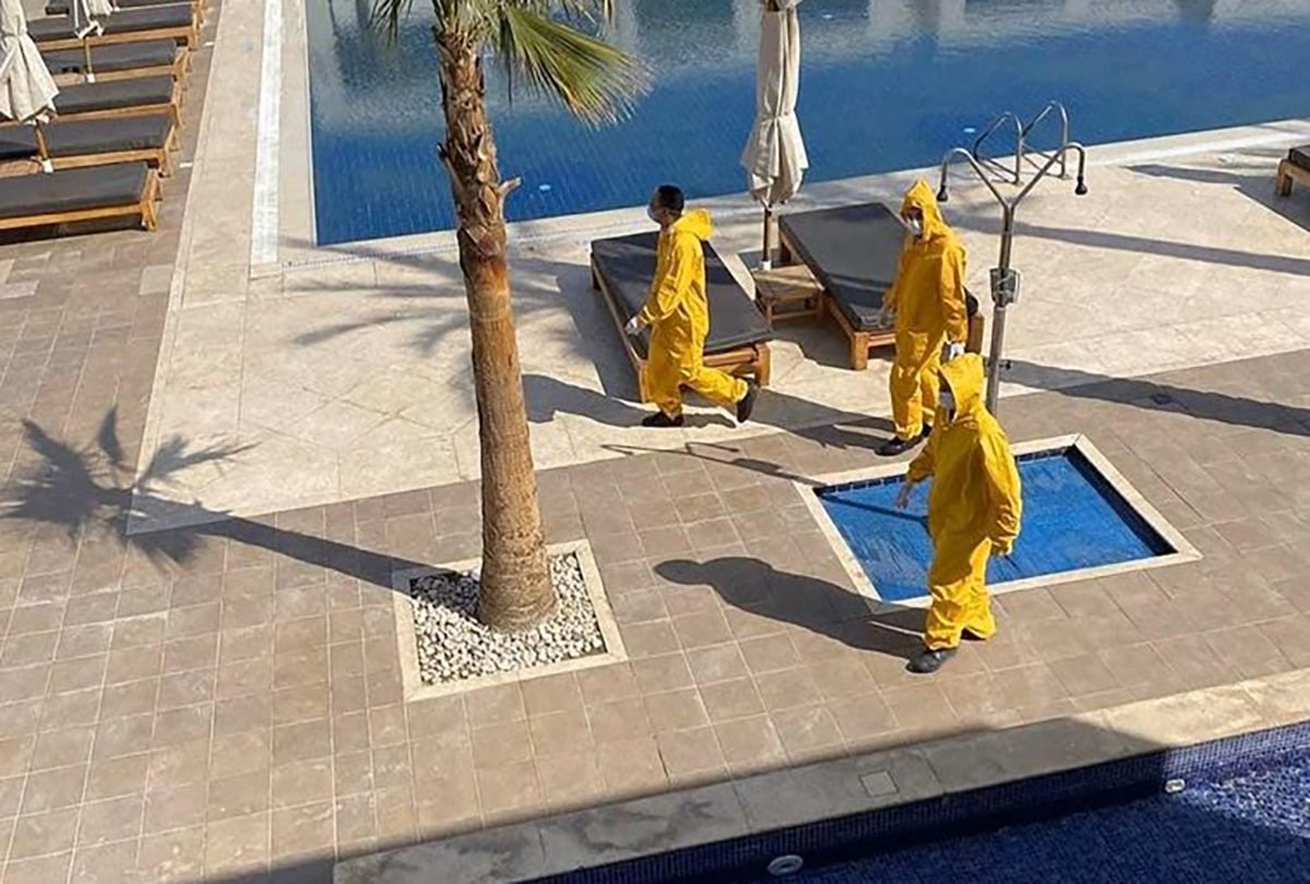 Українців закрили в Єгипті через коронавірус Українців закрили в Єгипті через коронавірус