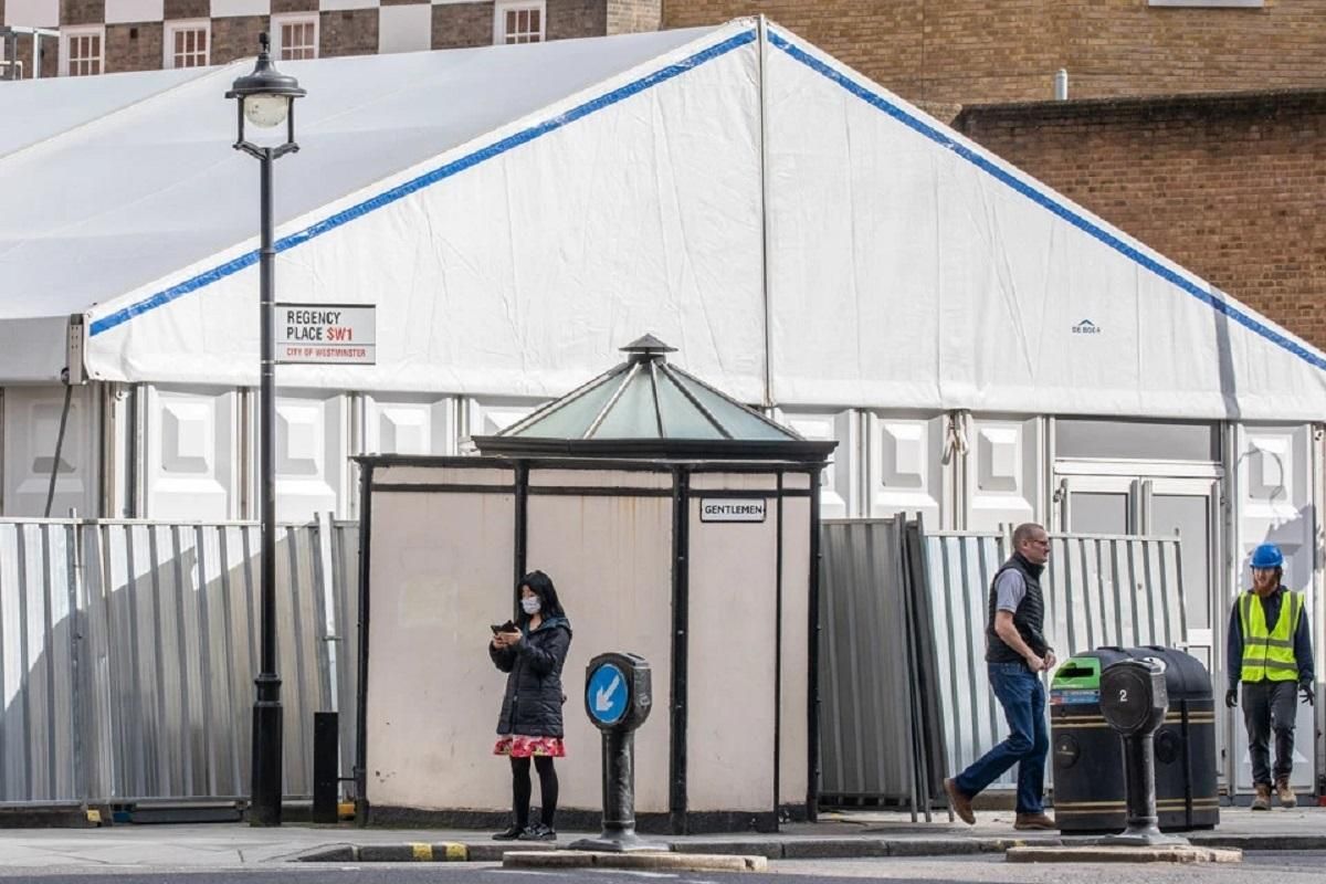 В Лондоне построили отдельный морг для тех, кто умер от коронавируса