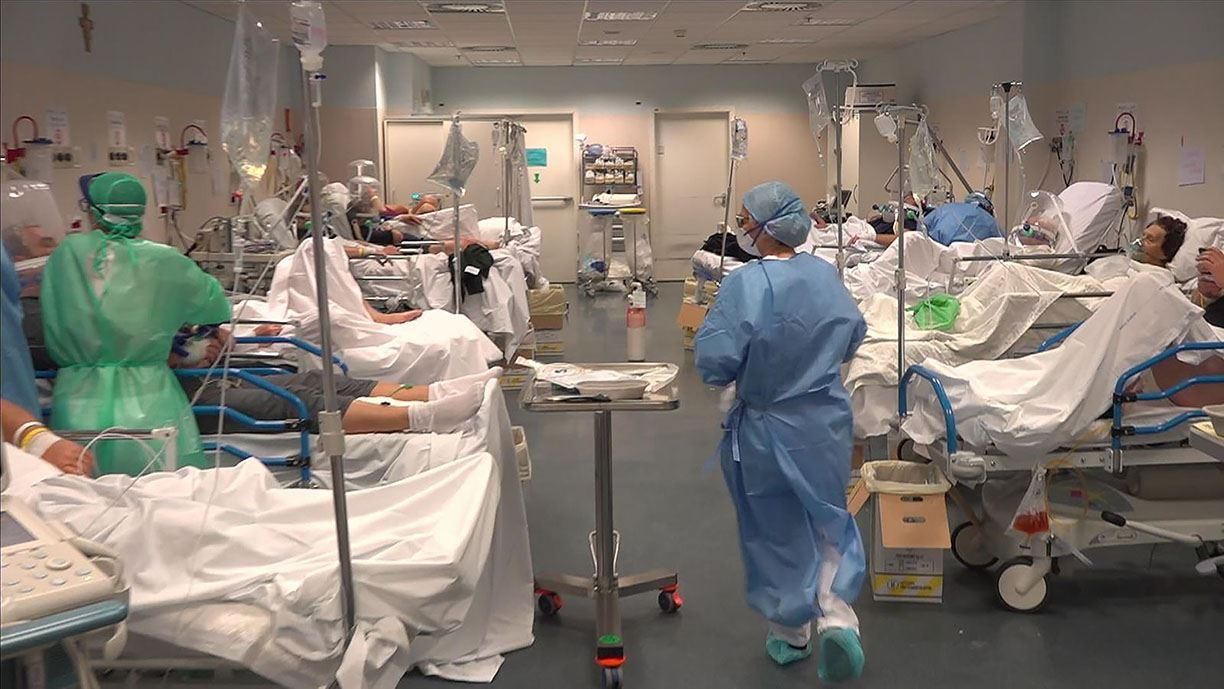 В Італії показали лікарню з епіцентру зараження коронавірусом: шокуючі фото та відео