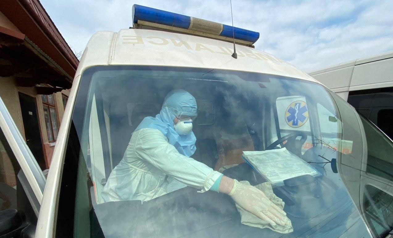 20 хворих на коронавірус медиків на Кіровоградщині не працюють в одній лікарні: деталі