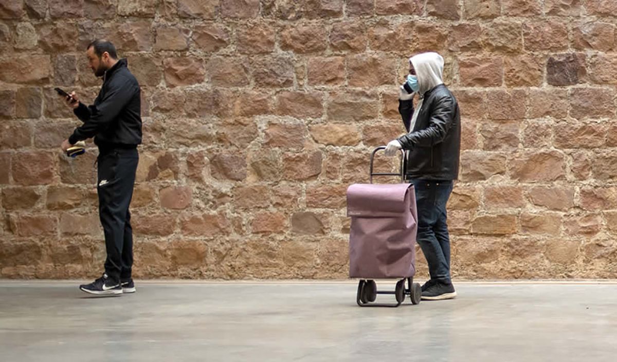 COVID-19 может распространяться на расстояние до 4 метров, – китайские ученые COVID-19 может распространяться на расстояние до 4 метров, – китайские ученые