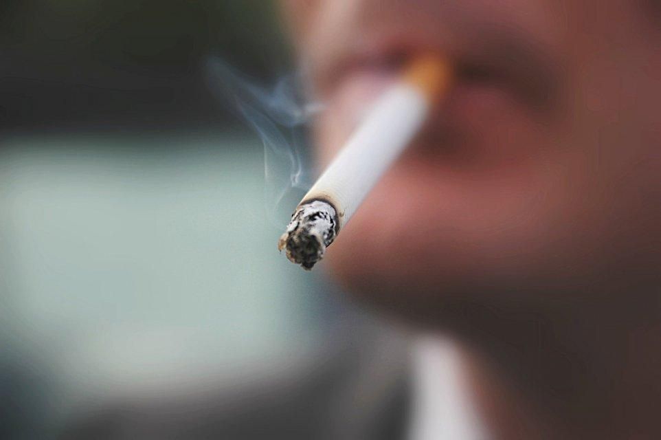 Как влияет курение на здоровье: сигареты, канабис, вейп, айкос и кальяны