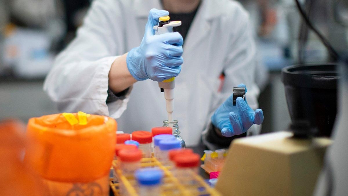 В Україні створять лабораторію, де розроблятимуть вакцини