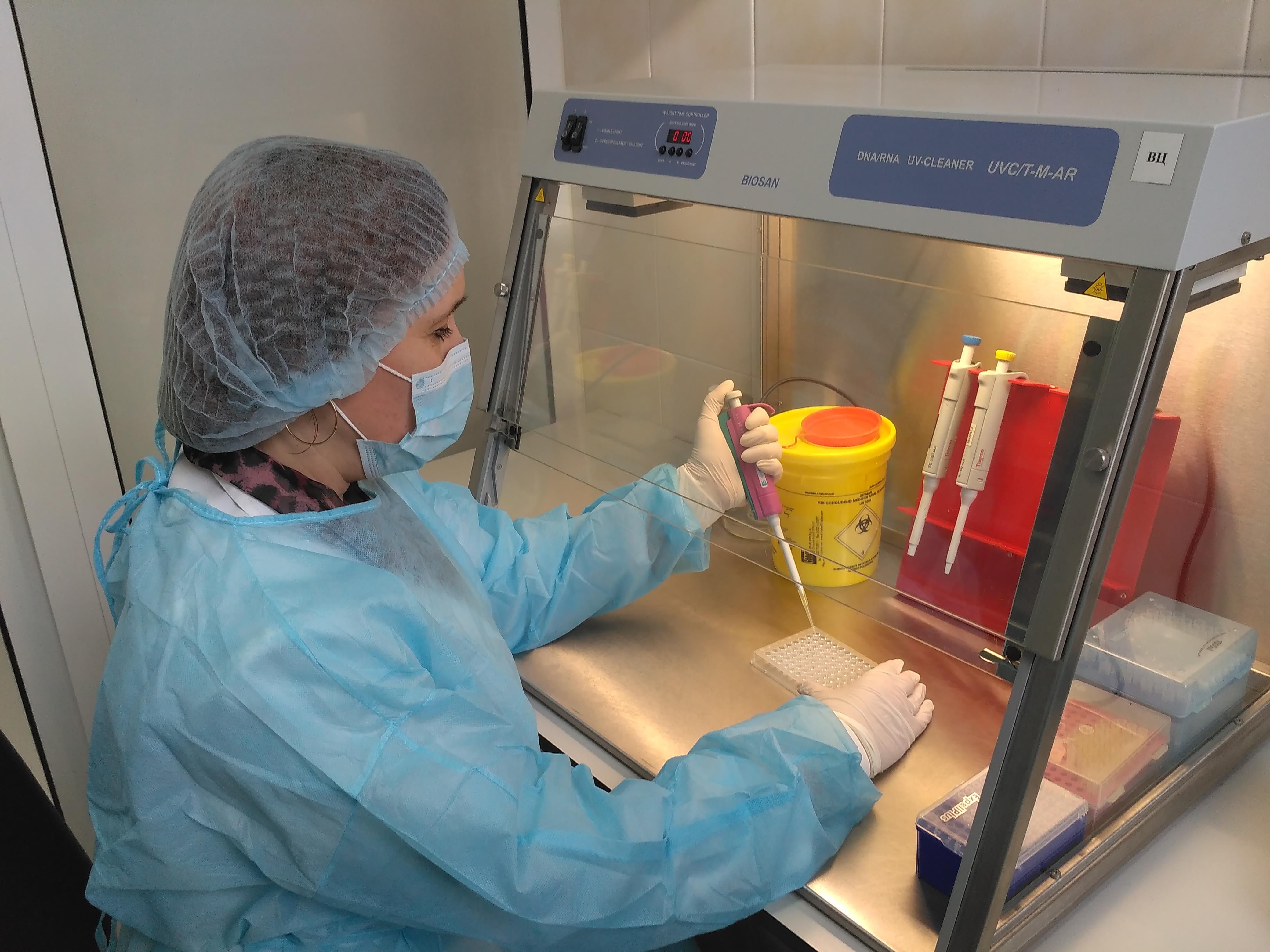 В Житомире лаборатория три дня не будет принимать образцы на COVID-19 из-за загруженности