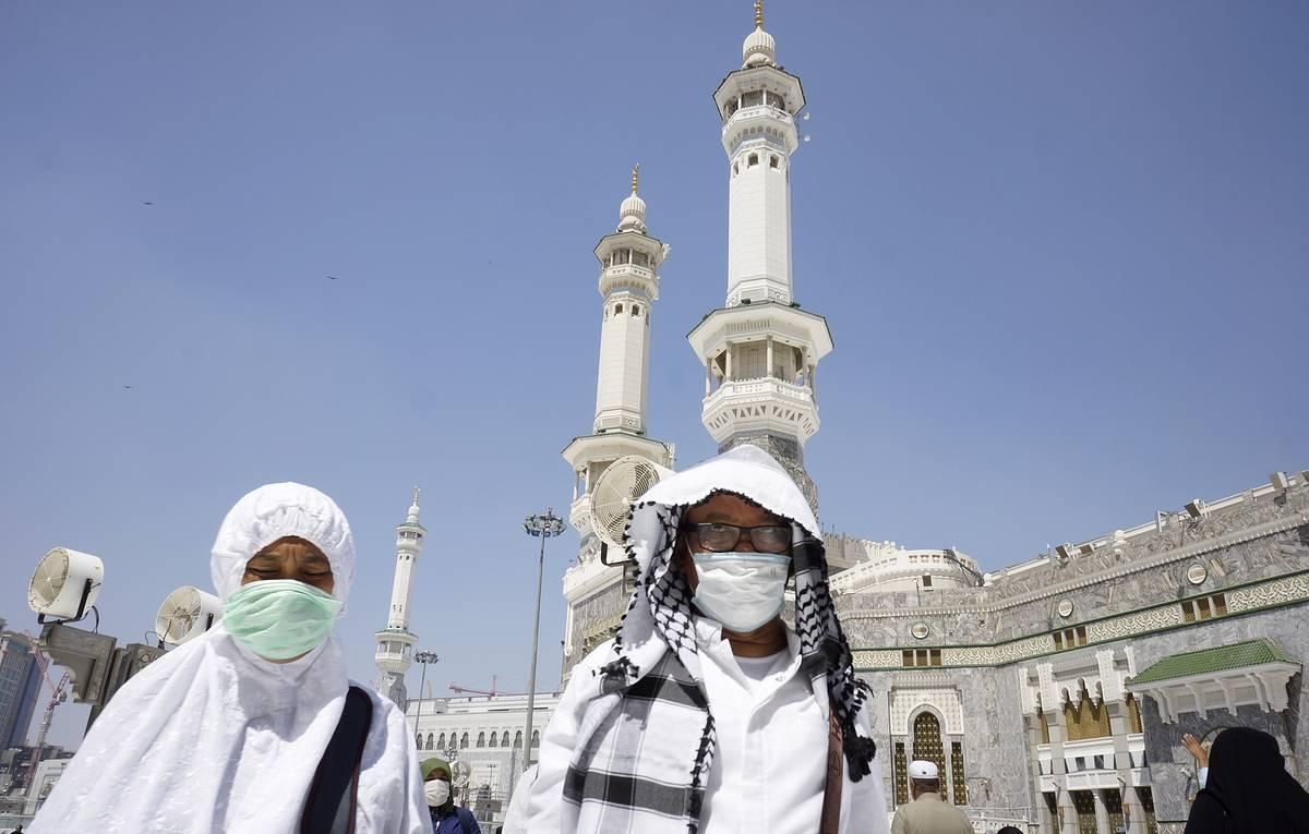 Коронавирус в Саудовской Аравии: заболели почти 2000 человек Коронавирус в Саудовской Аравии: заболели почти 2000 человек